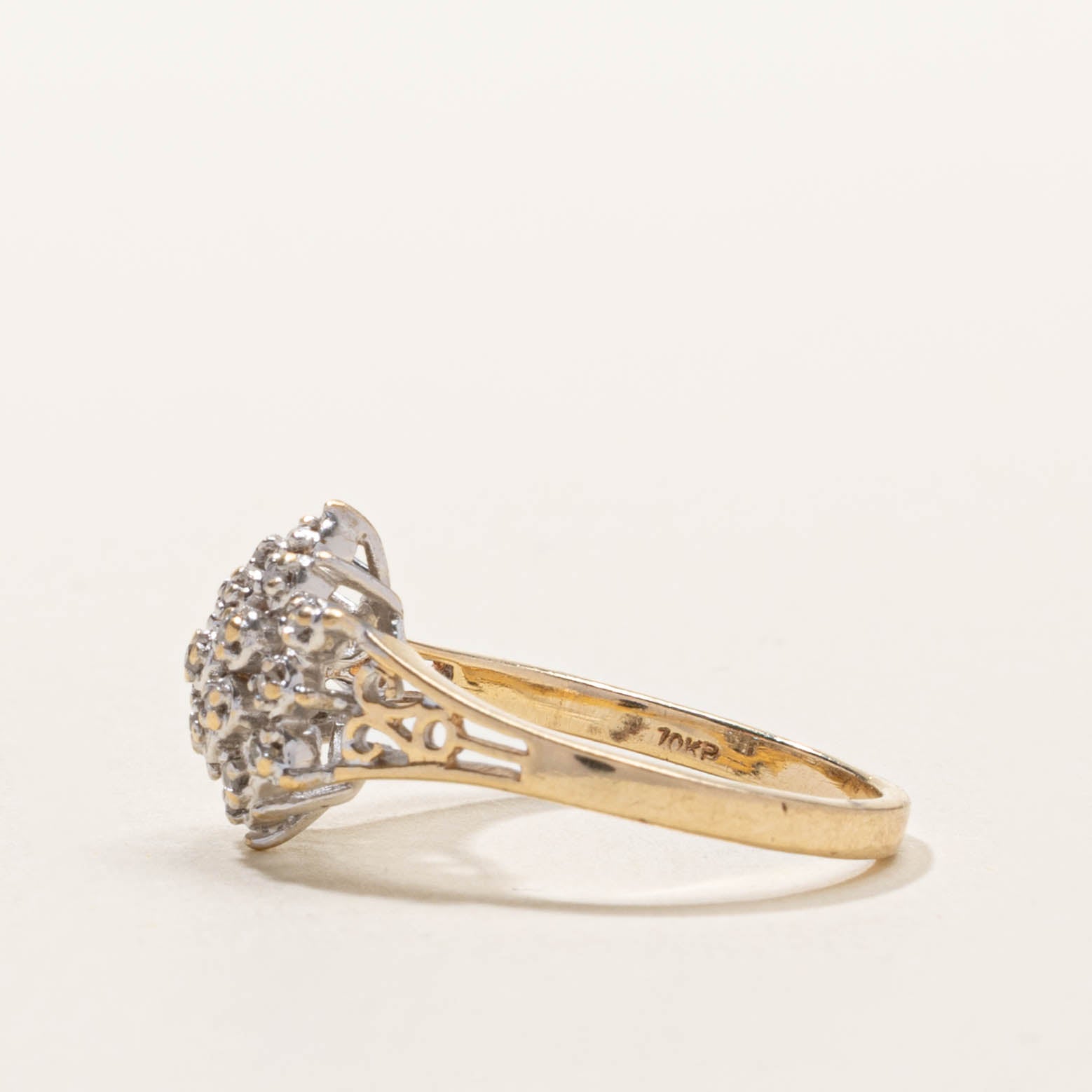 10k Diamond Petal Cluster Openwork Cocktail Ring | SZ 7