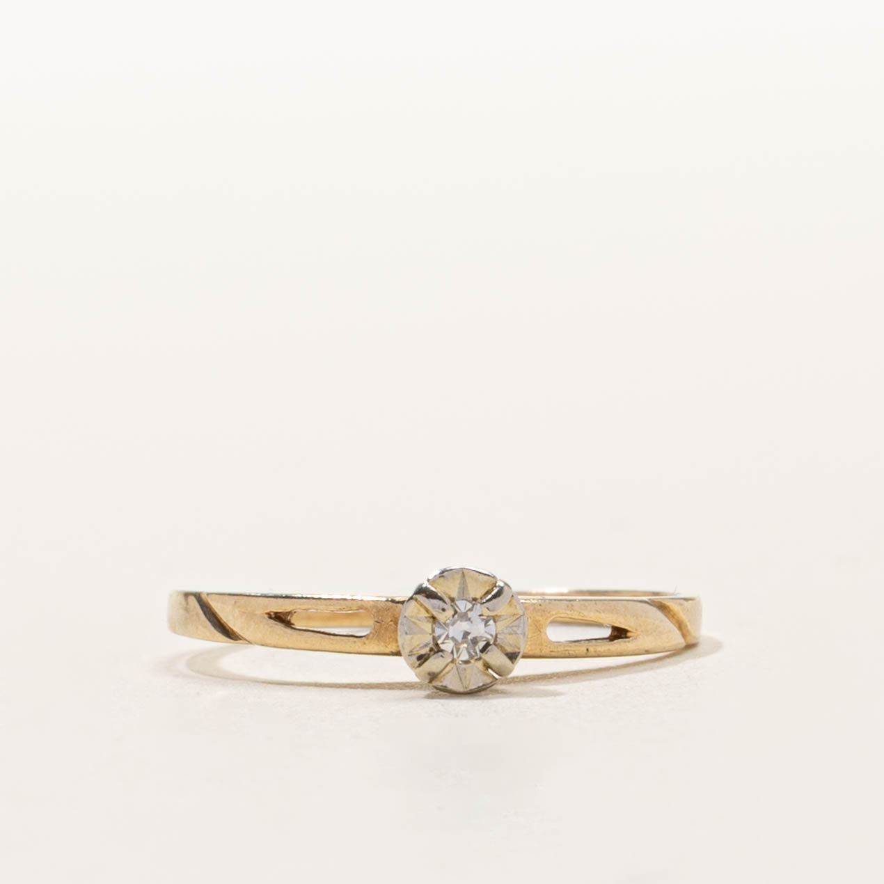 10k Illusion Set Diamond Openwork Ring | SZ 5.75