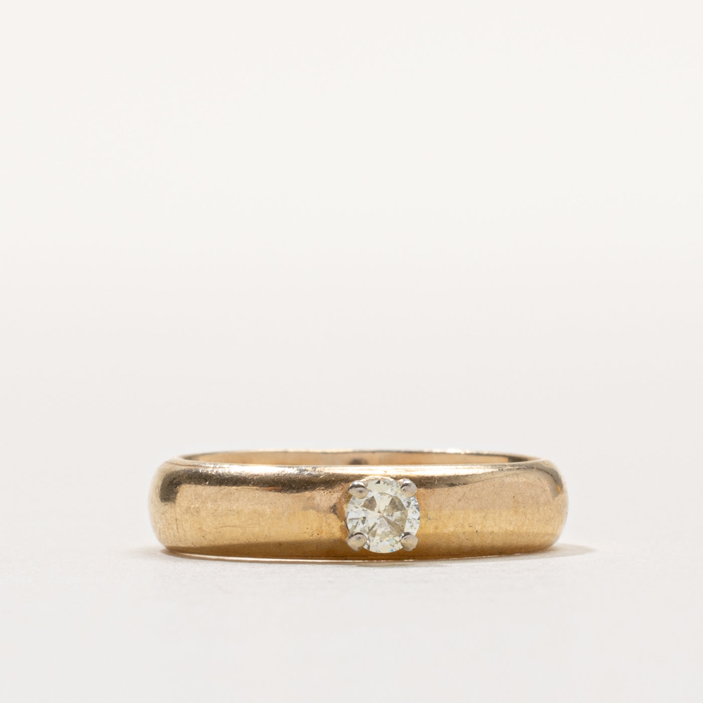 14k Solitaire Diamond Thicker Band Ring | 0.11ctw | 4.10mm | SZ 4.75