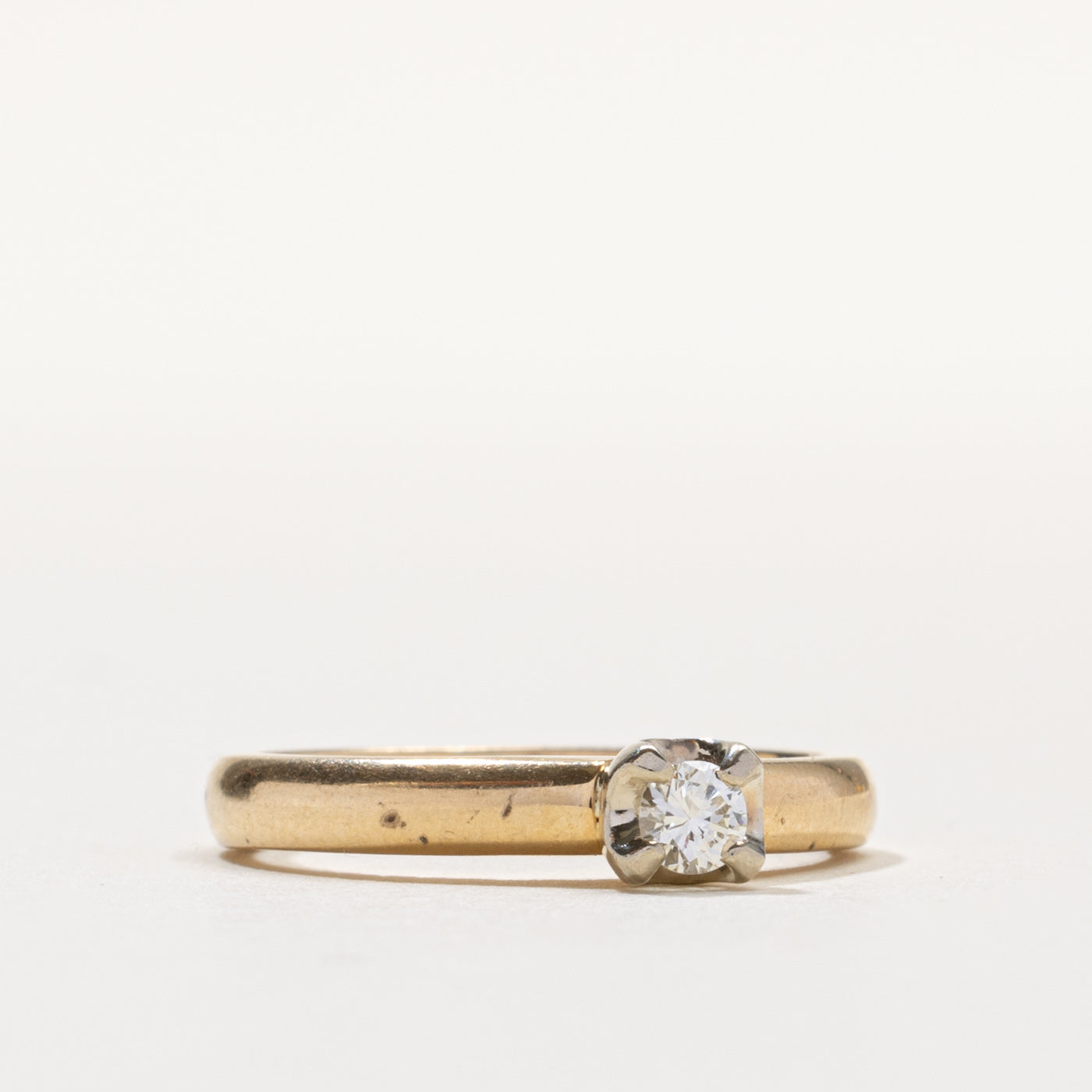 14k Illusion Set Round Brilliant Diamond Ring | 0.13ctw | SZ 6.75
