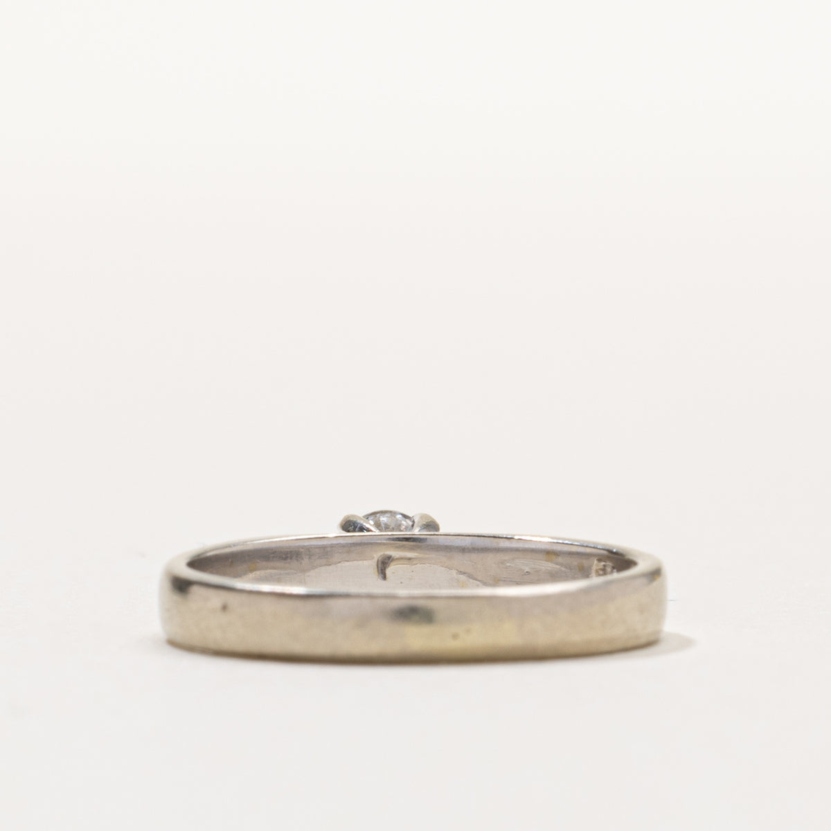 14k Round Brilliant Cut Diamond Reverse Tapered Ring | 0.18ctw | SZ 6