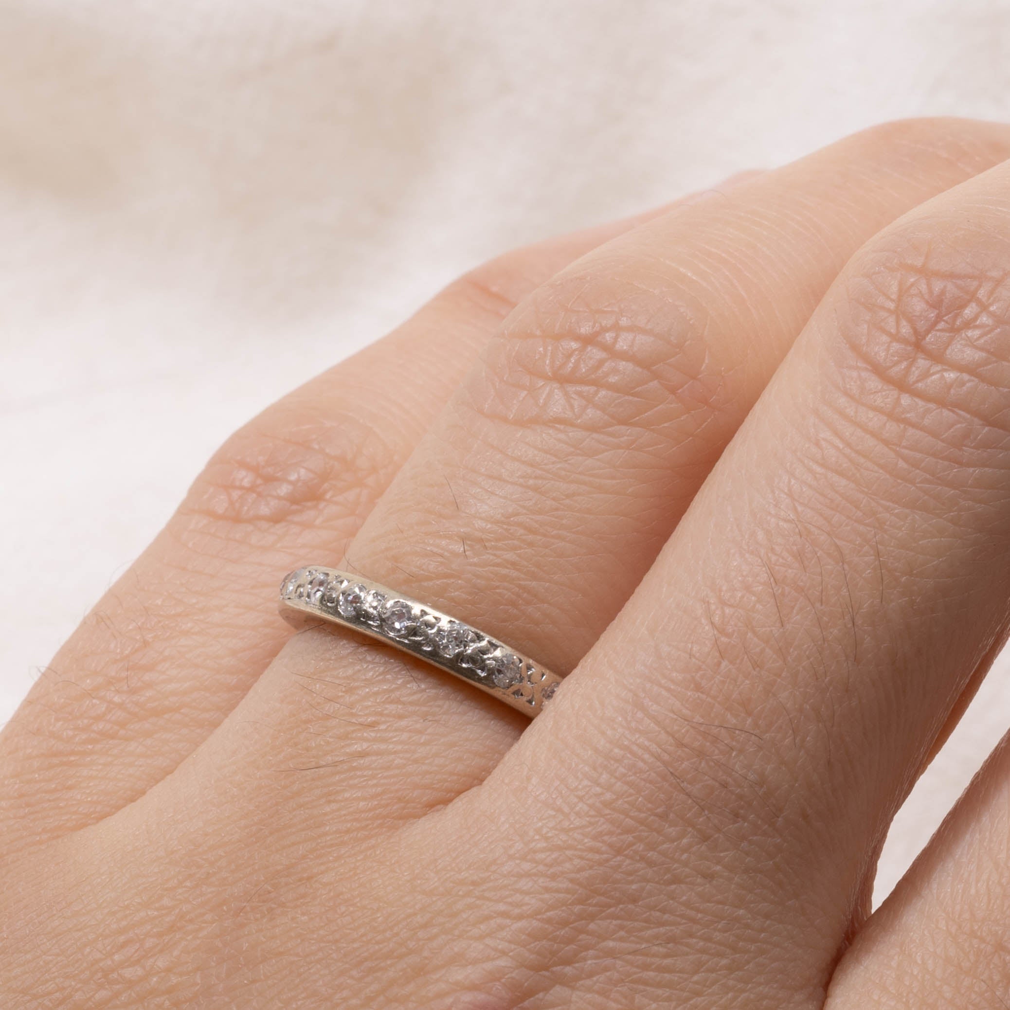 18k Flush Set Semi Eternity Diamond Band | SZ 5.75