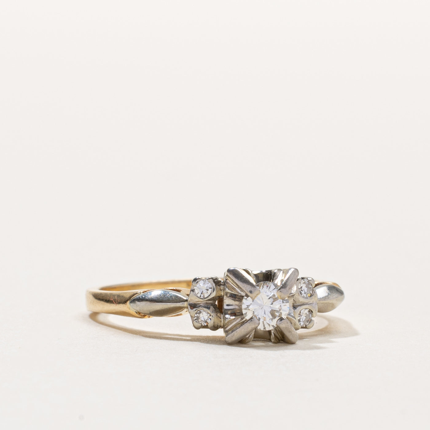 14k Illusion Set Diamond Accented Ring | 0.20ctw | SZ 7
