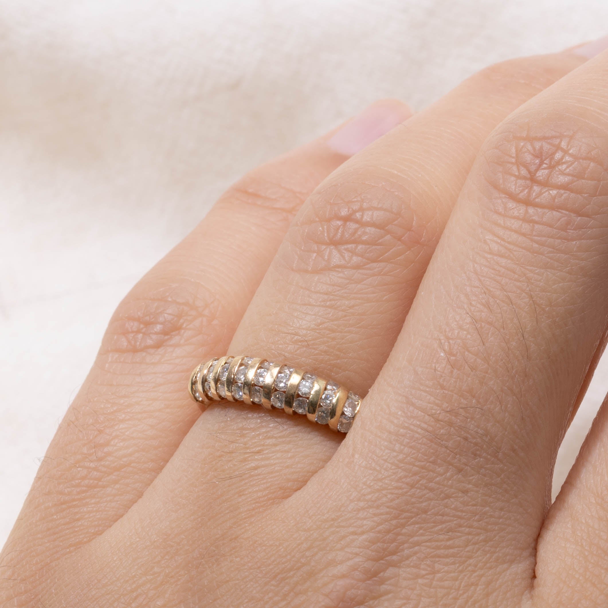 14k Multi Column Channel Set Diamond Ring | SZ 5