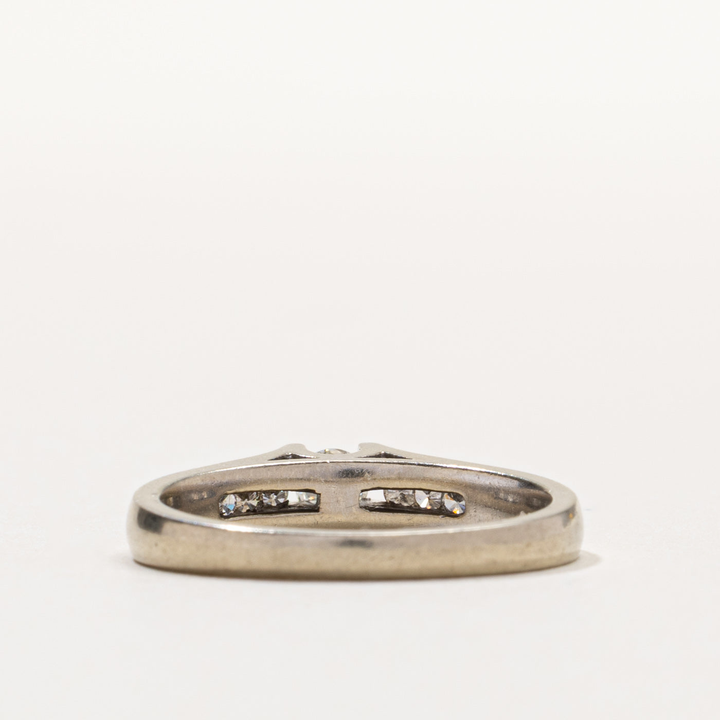 14k Diamond Accented Petite Ring | 0.19ctw | SZ 6.5