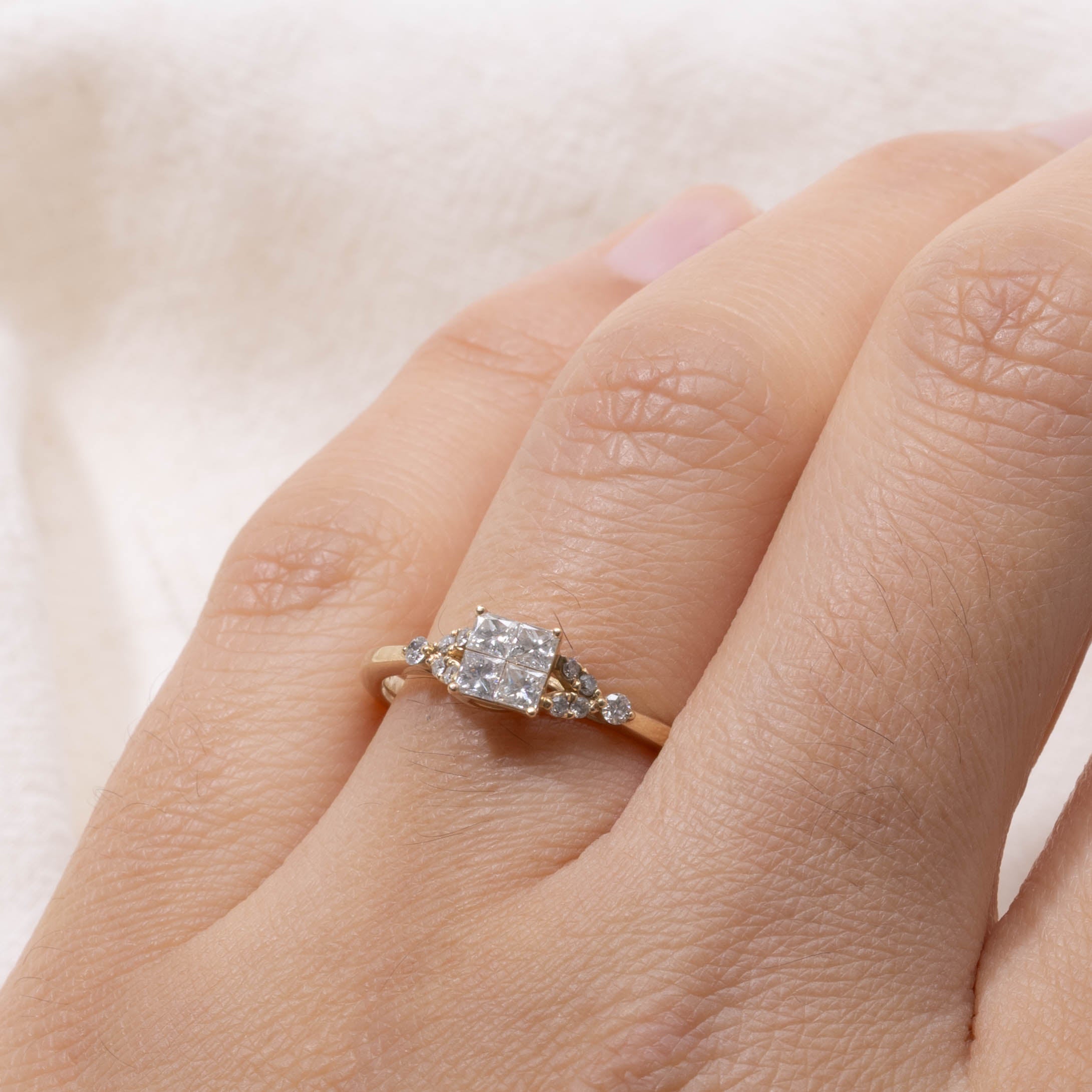 10k Princess Cut Diamond Cathedral Ring | SZ 7