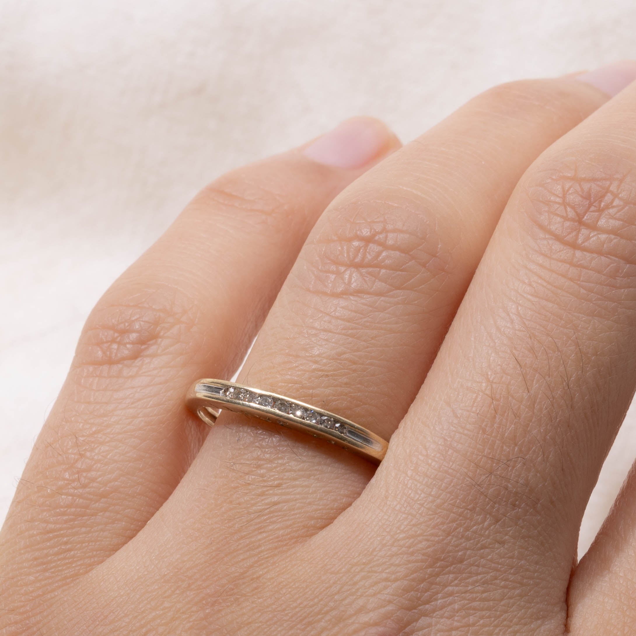 10k Channel Set Diamond Band | SZ 8.5