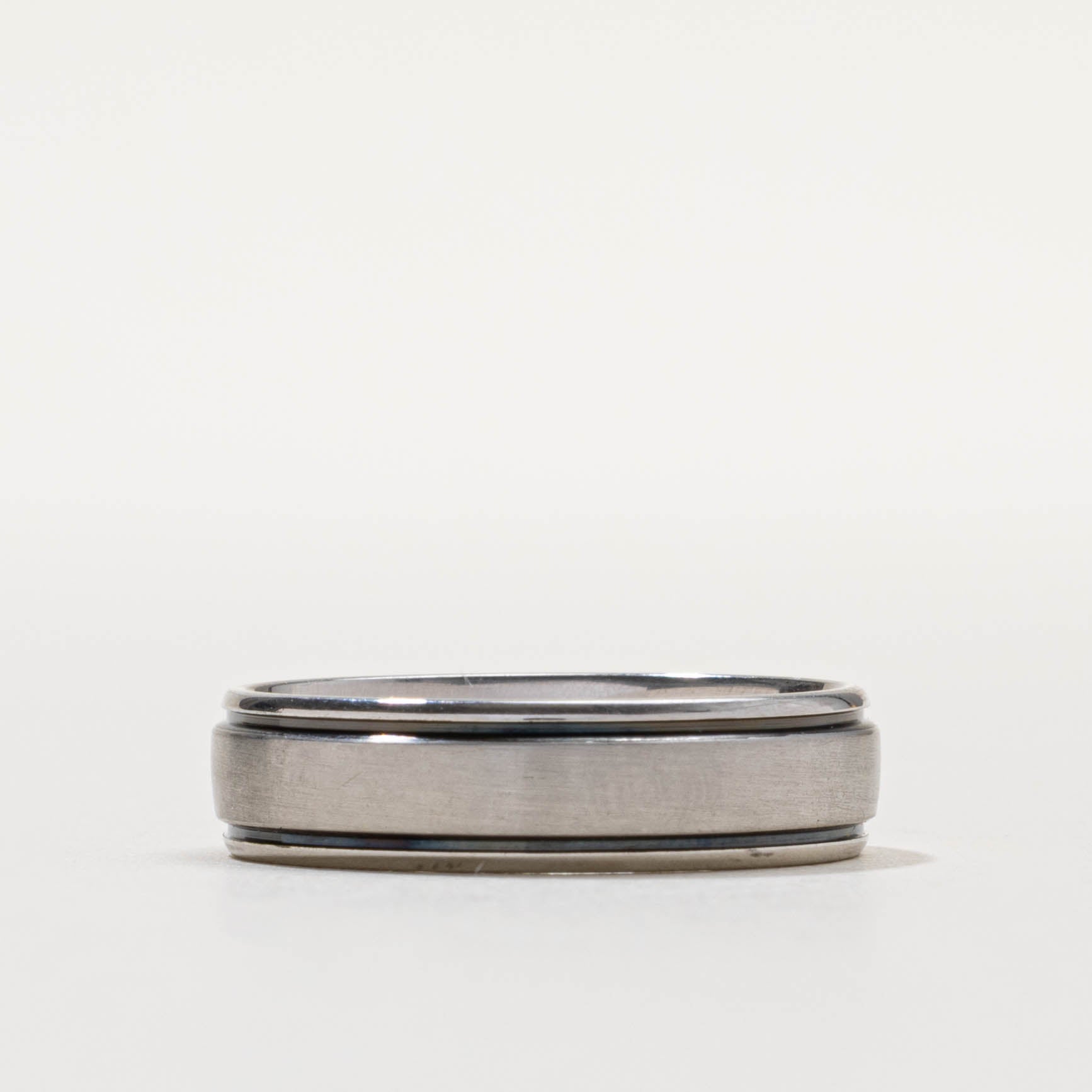 Platinum Grooved Band | 6.10mm | SZ 11.75