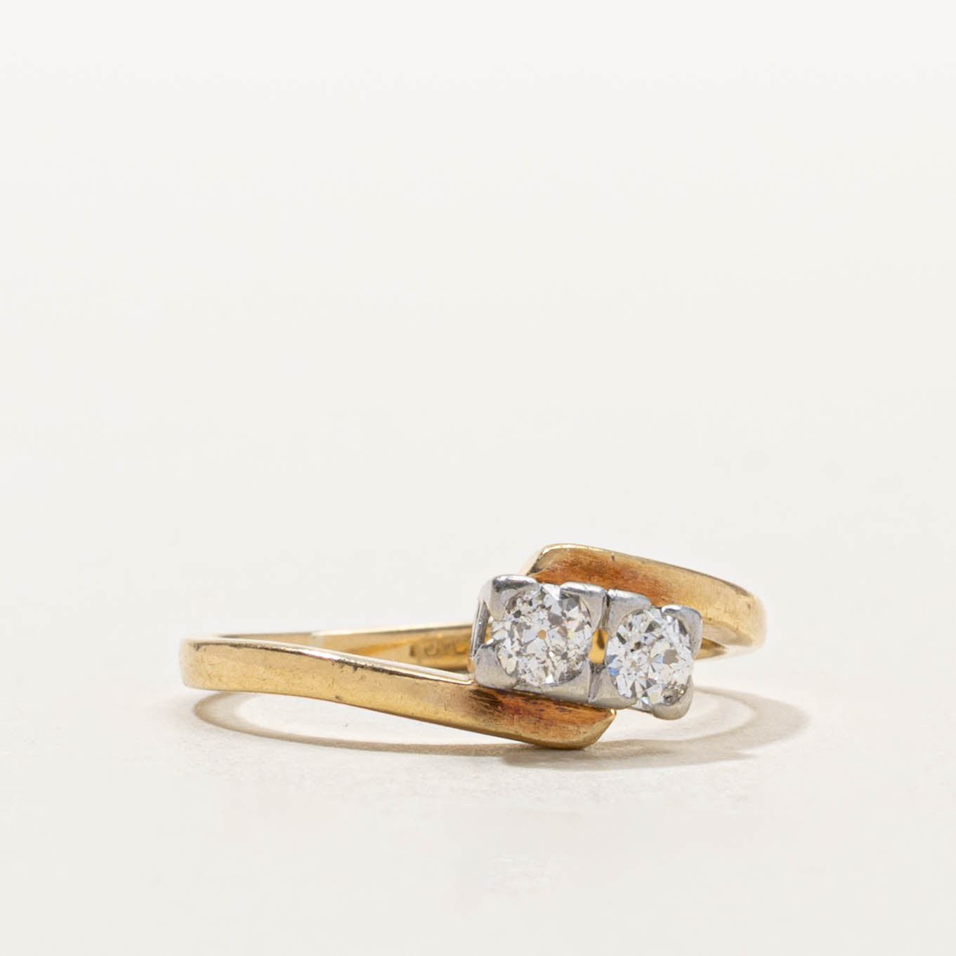 18k Two Stone Diamond Bypass Ring | 0.30ctw | SZ 6