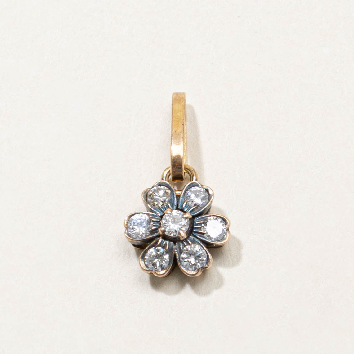 10k Diamond Daisy Cluster Pendant | 0.43ctw