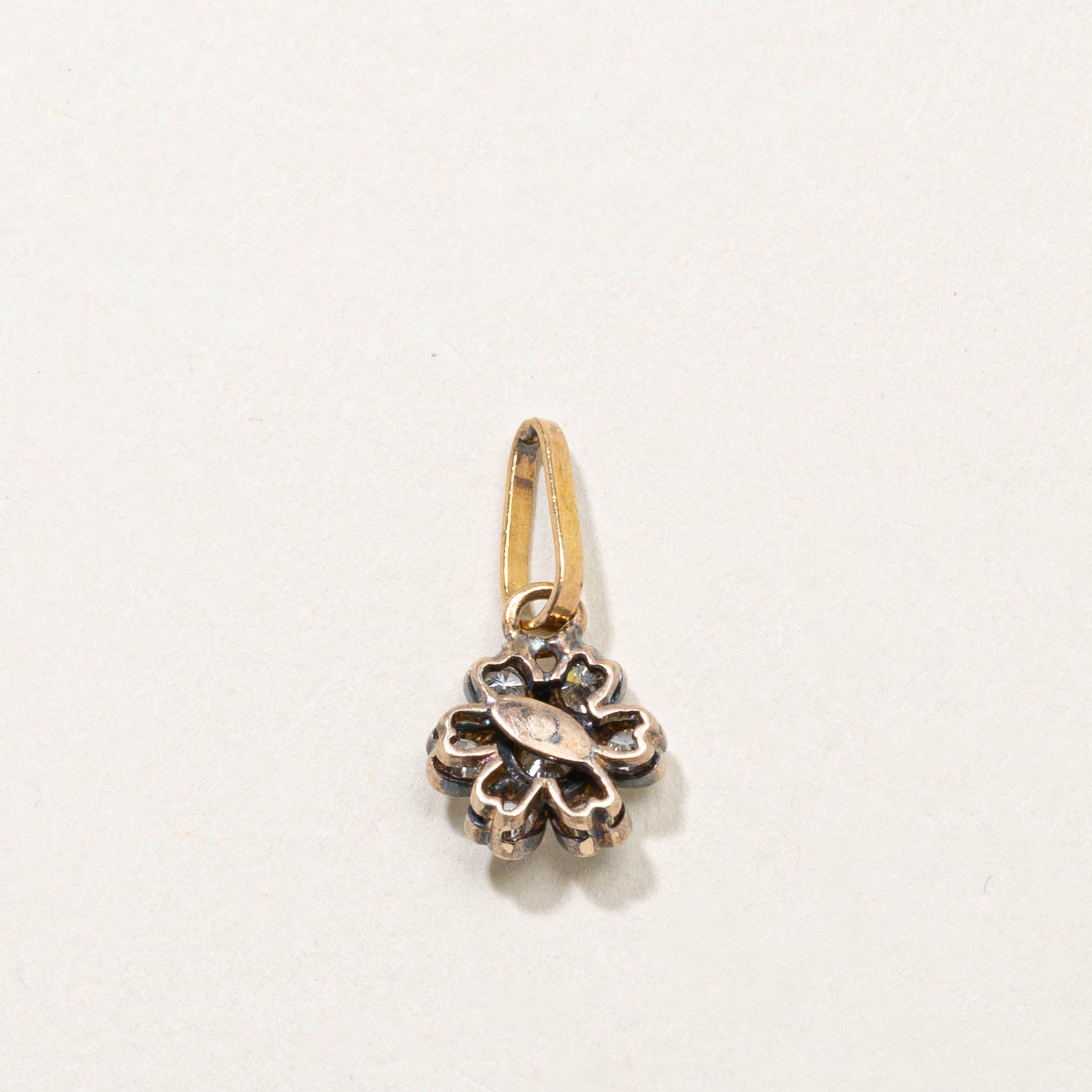 10k Diamond Daisy Cluster Pendant | 0.43ctw