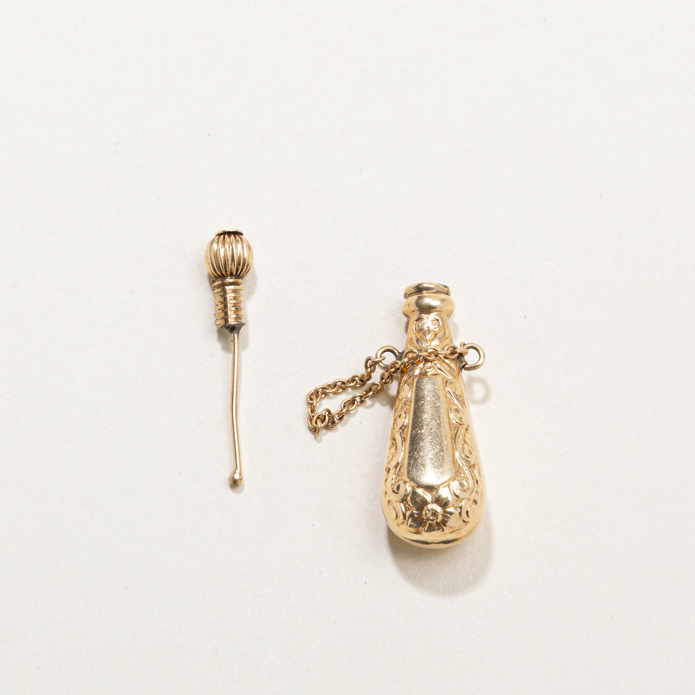 14k Embossed Perfume Bottle Pendant