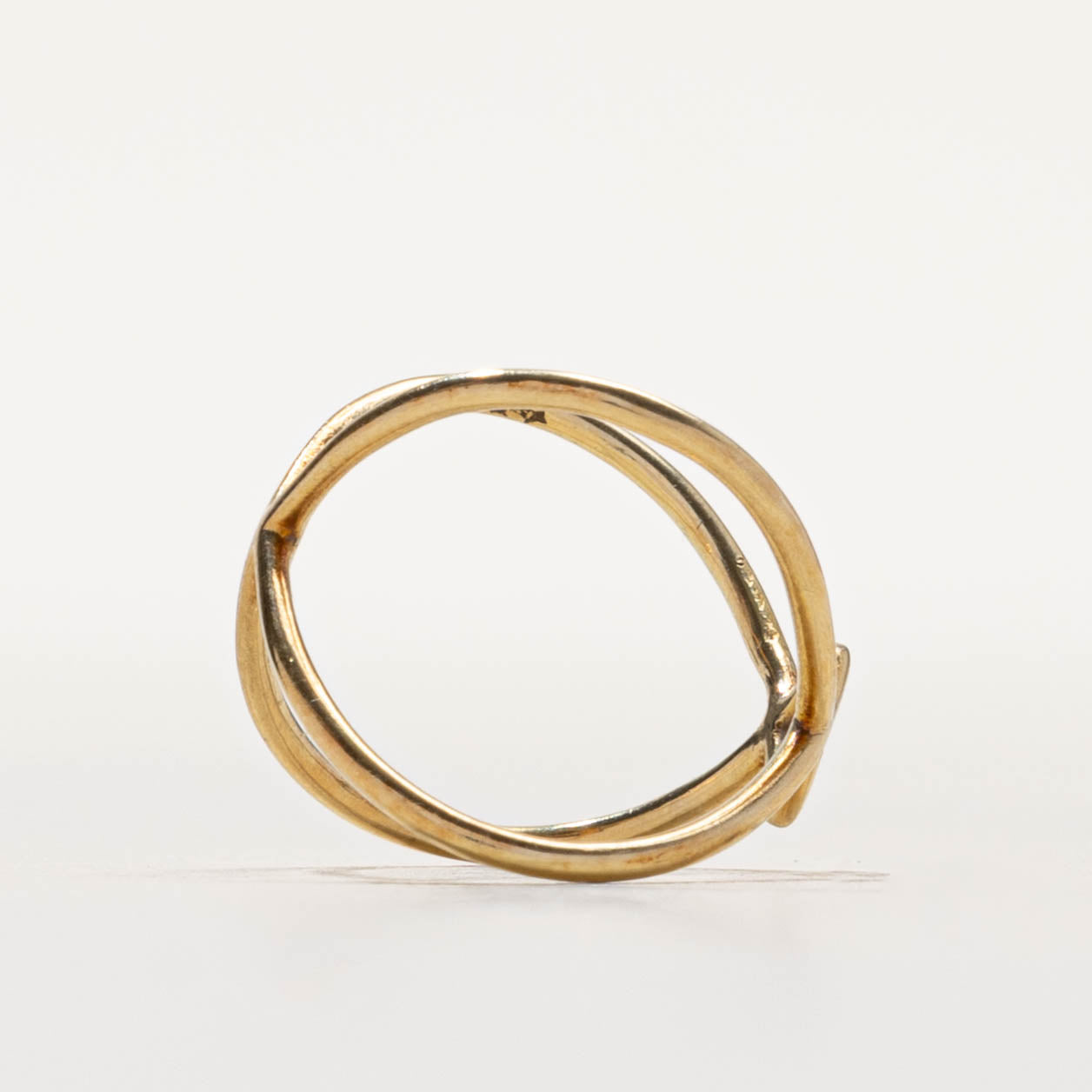 14k Openwork Geometric Crossover Ring | 15.45mm | SZ 2.5