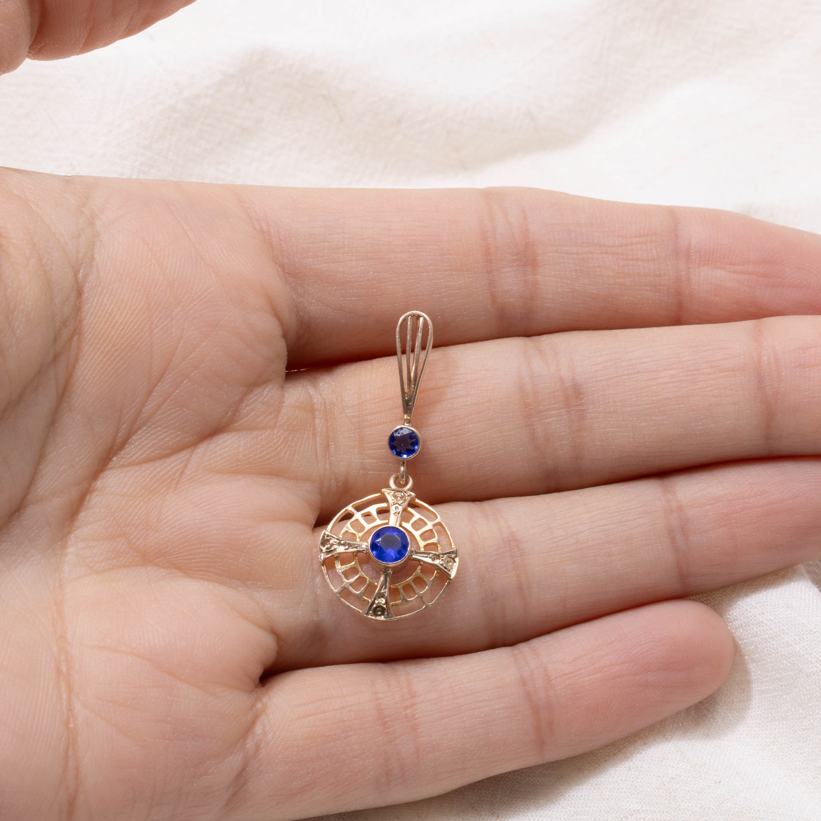 10k Bezel Set Blue Glass Openwork Pendant | 0.35ct