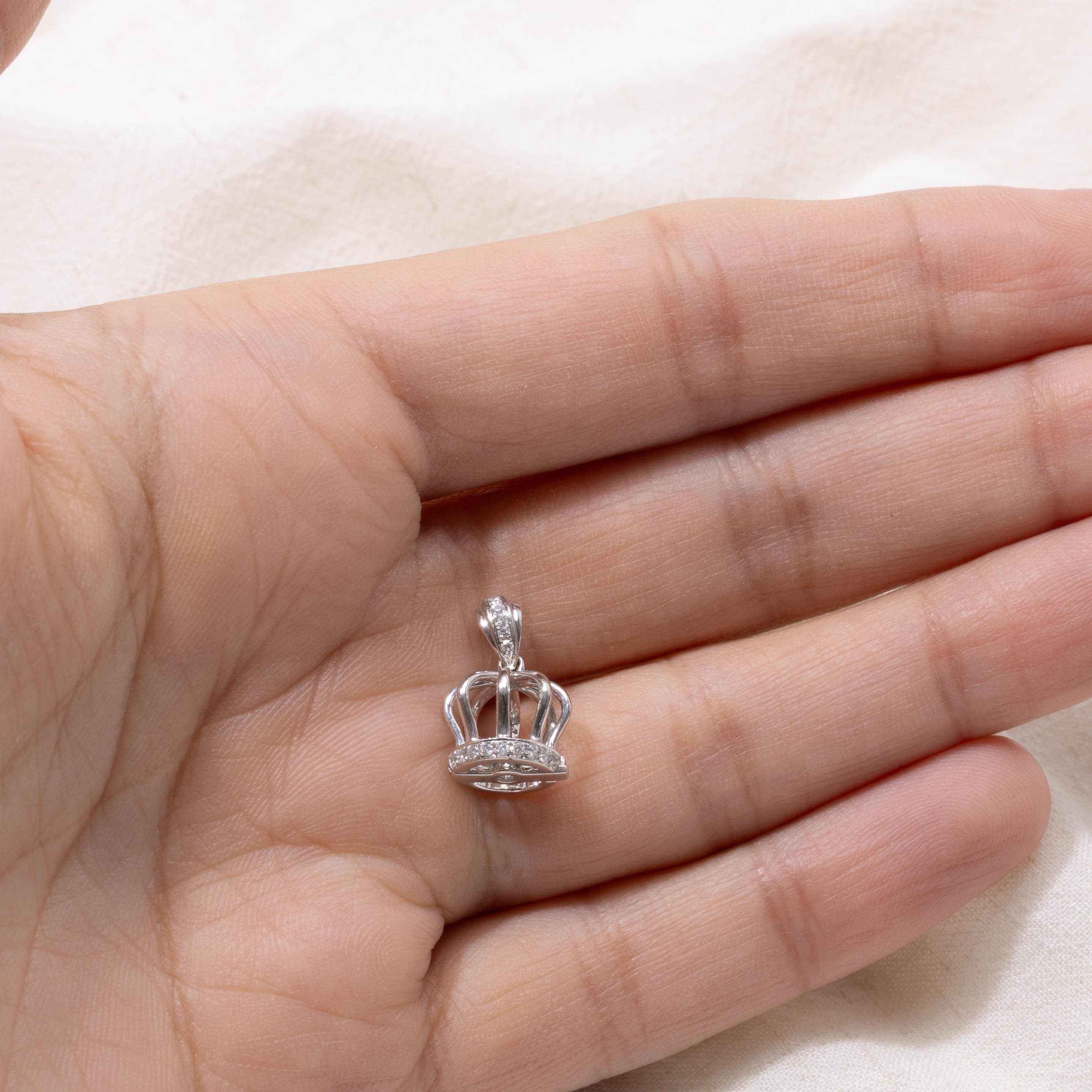 14k White Gold Diamond Crown Pendant | 0.10ctw