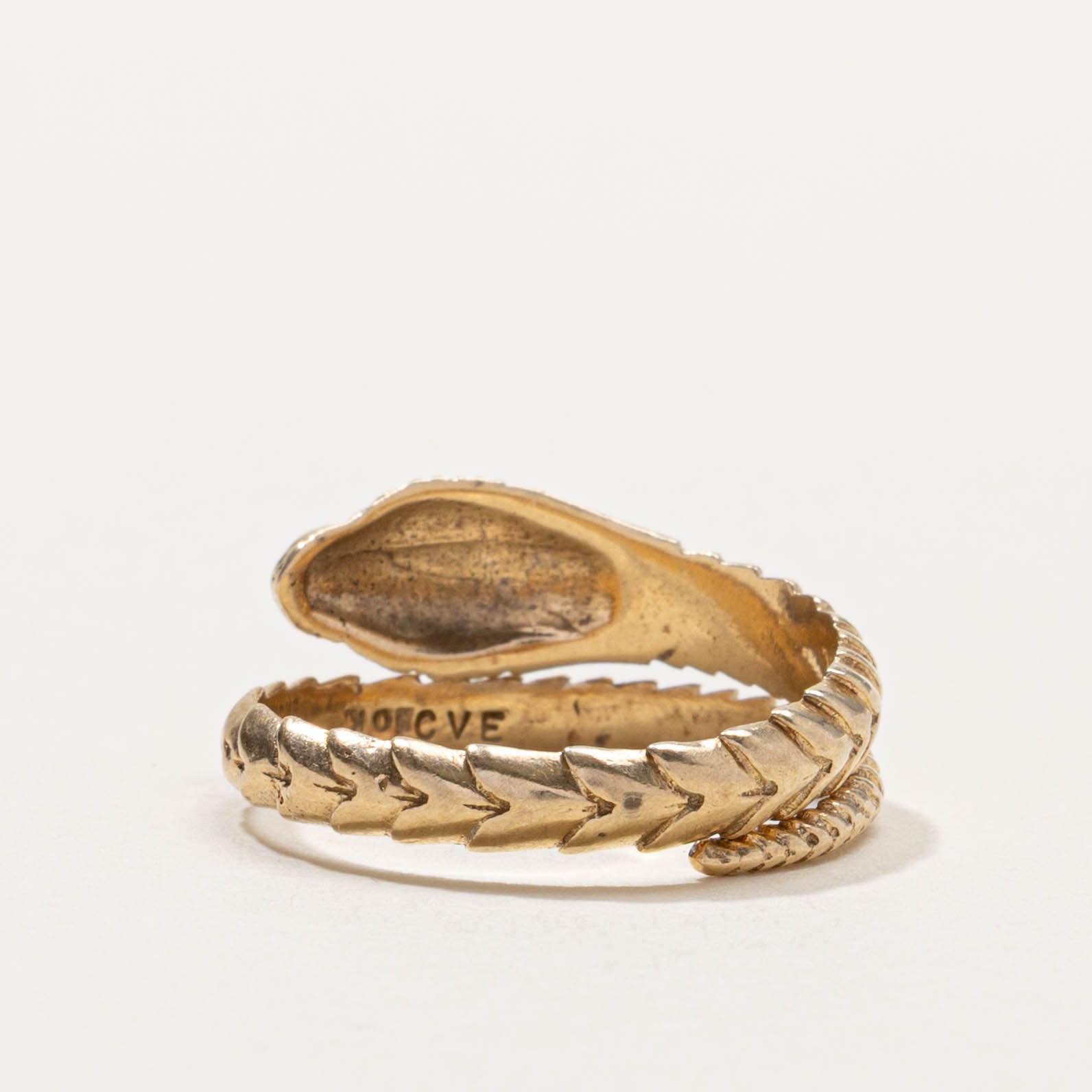 10k Textured Snake Wrap Ring | SZ 8.25