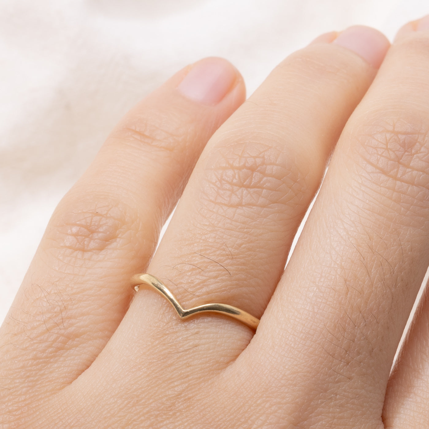 14k Plain Chevron Ring | 1.75mm | SZ 6.25