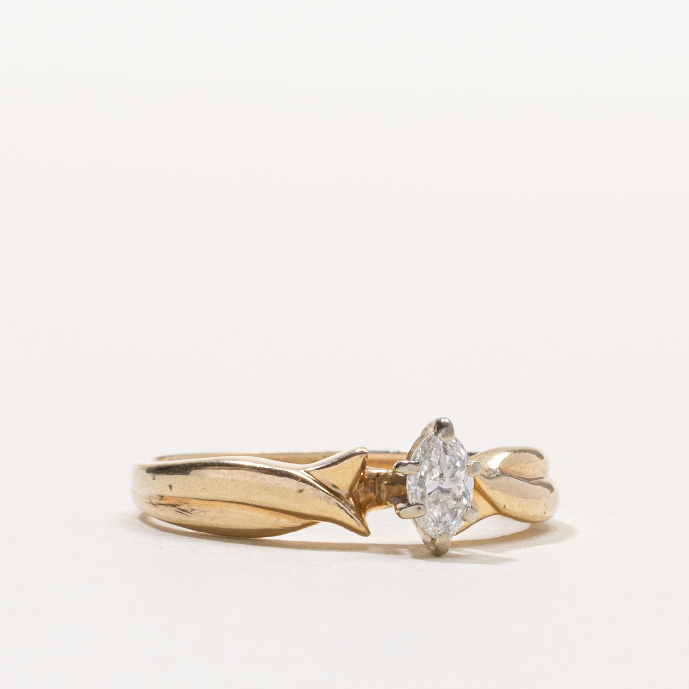 14k Marquise Cut Diamond Grooved Ring | 0.15ctw | SZ 7.25