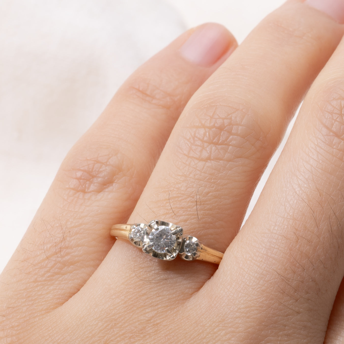 14k Illusion Set Three Stone Diamond Ring | 0.33ctw | SZ 8