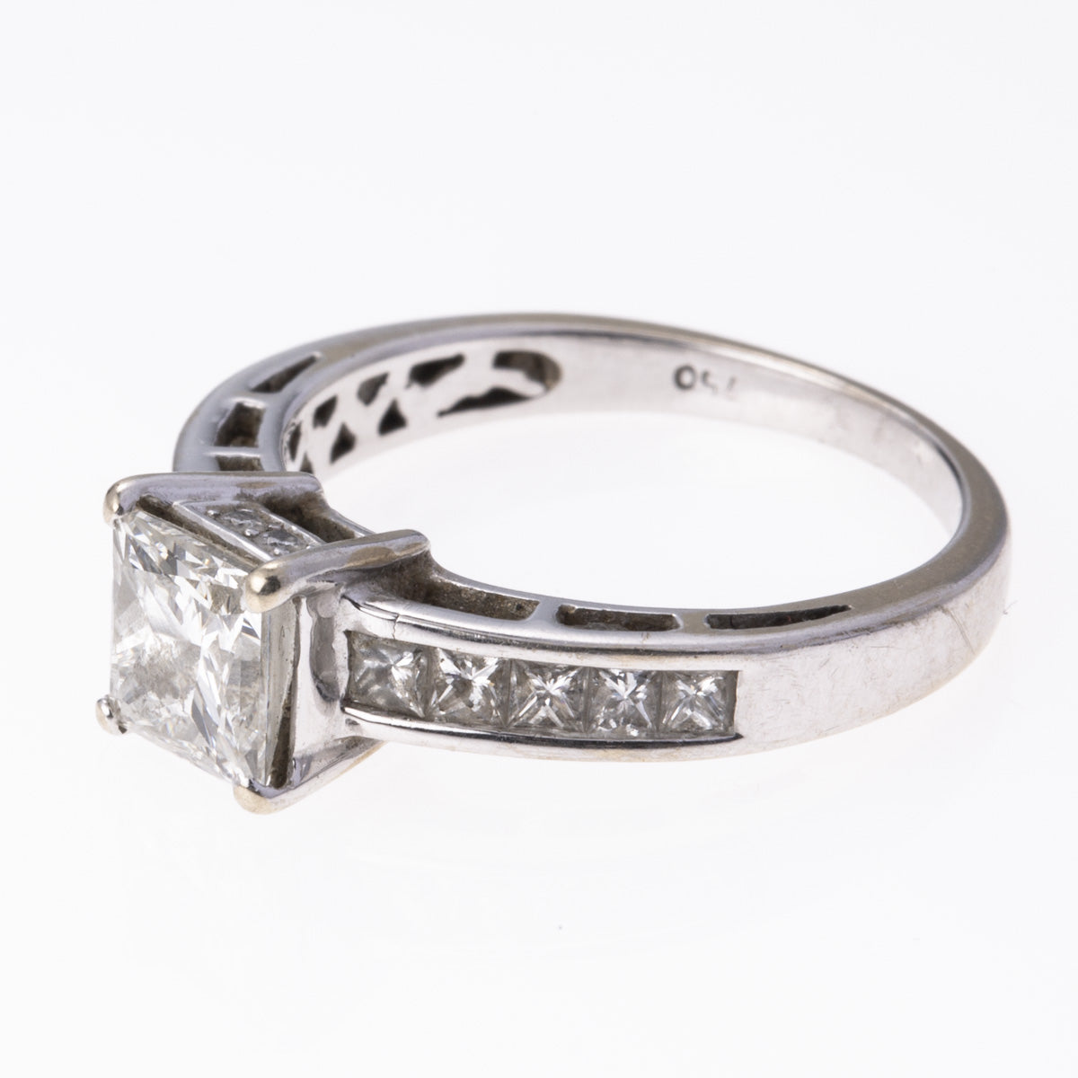 18K White Gold Princess Cut Diamond Ring | 1.06 ctw, 0.38ctw, 0.05ctw | SZ 5.5  |