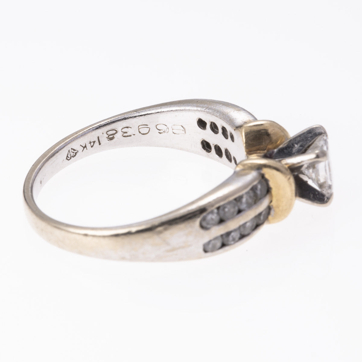 14K White and Yellow Gold Princess Cut Diamond Ring | 0.76 ctw | SZ 7  |