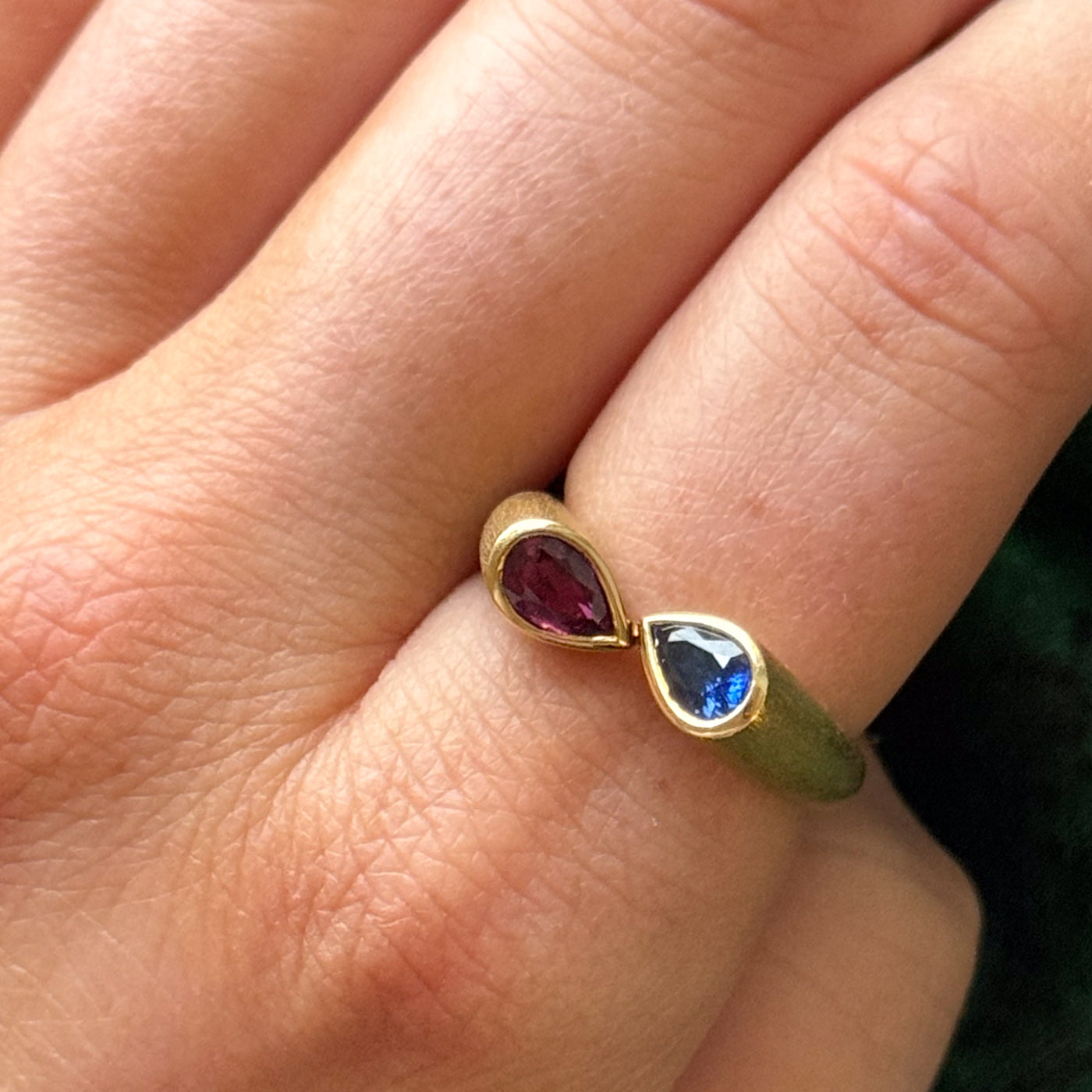 Vintage Sapphire & Ruby Ring | SZ 7.25 |