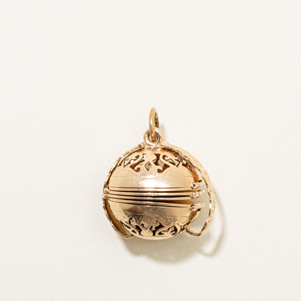 14k Concertina Globe Photo Locket Charm