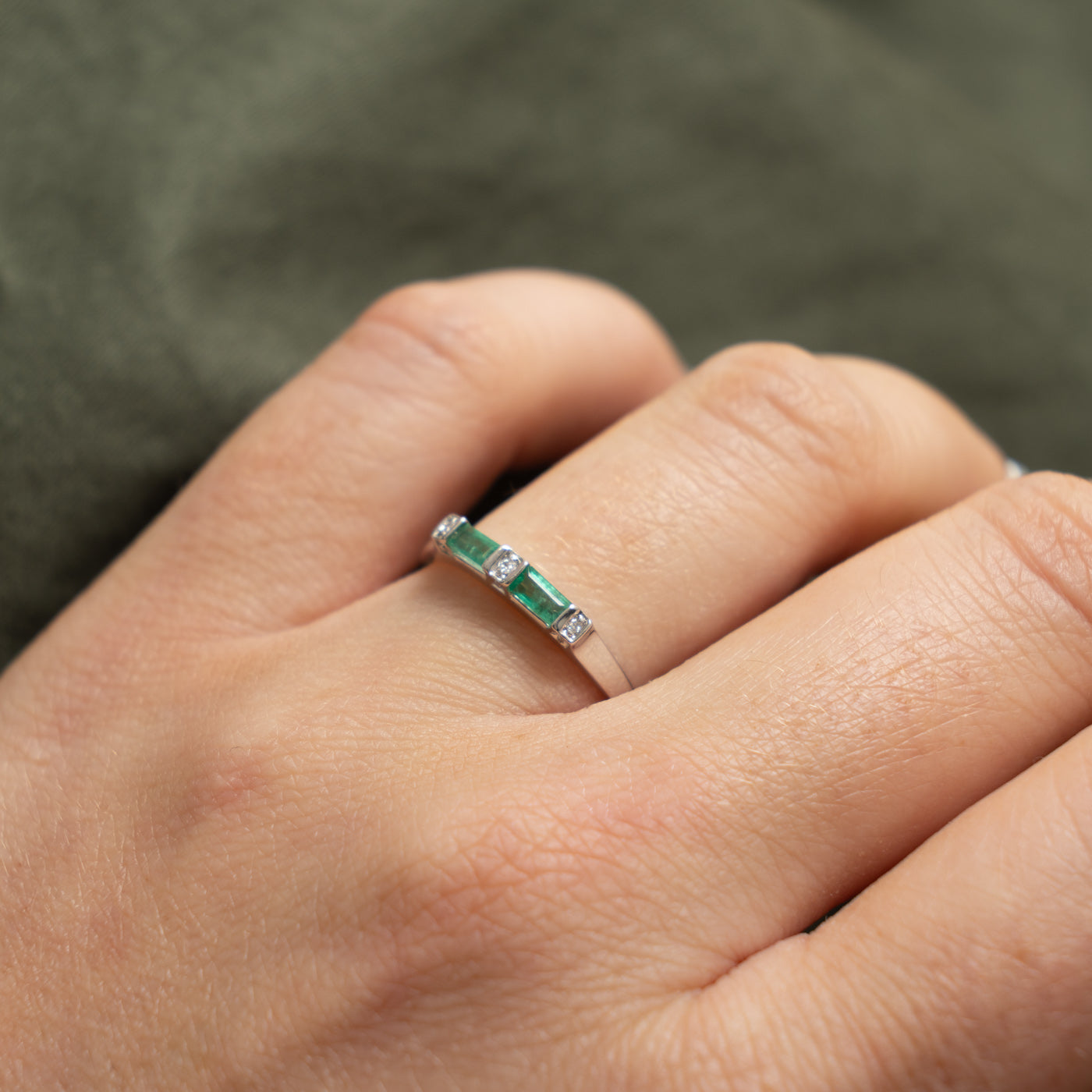 14k White Gold Baguette Emerald & Diamond Band | 0.20ct, 0.015ctw | SZ 6.75
