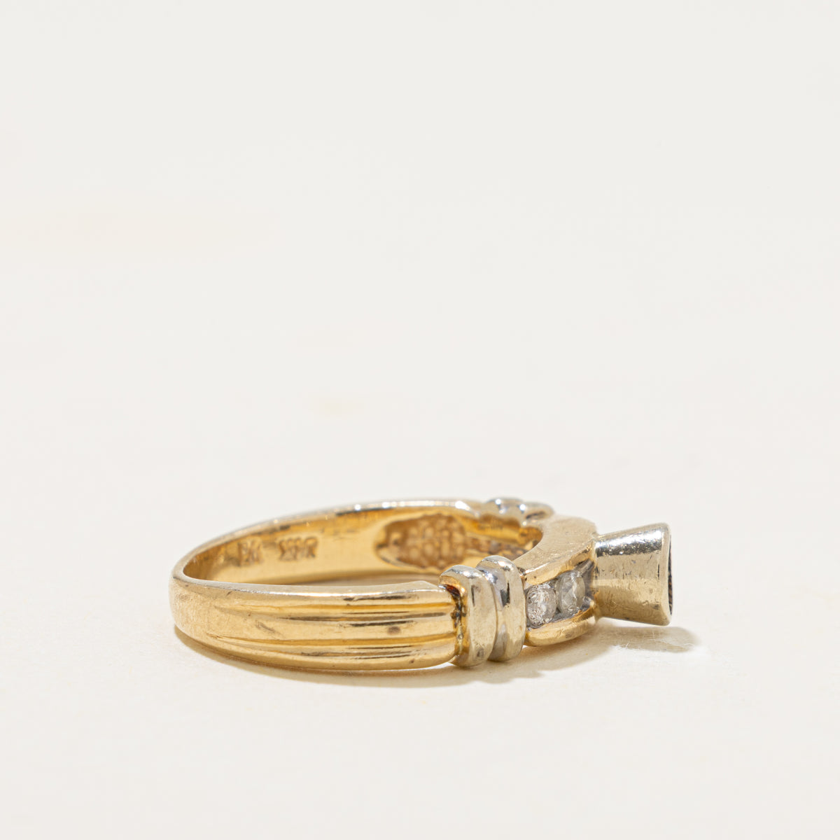 14k Bezel Set Diamond Accented Grooved Ring | 0.25ctw | SZ 5