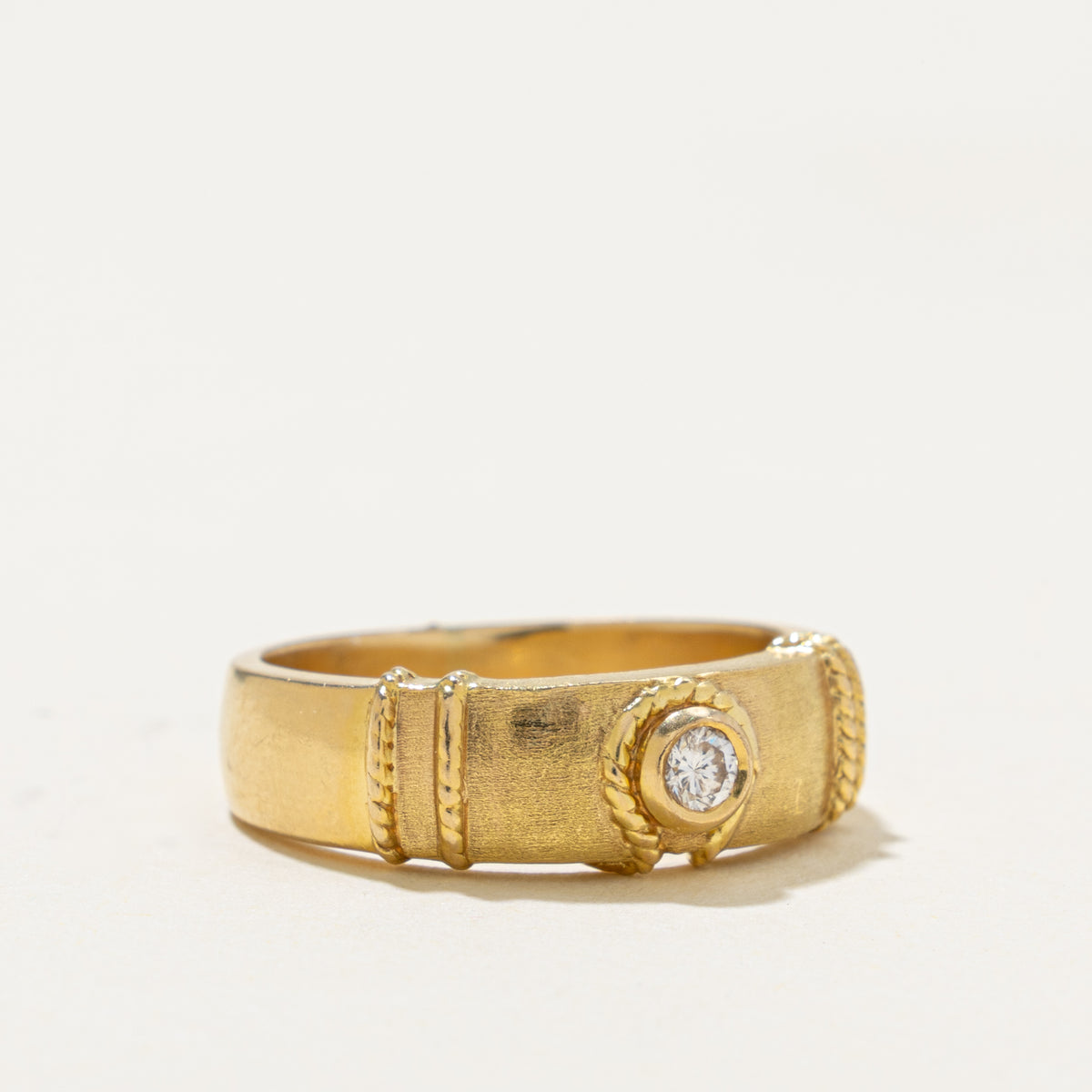 18k Bezel Set Diamond Rope Textured Band | 0.05ct | 6.25mm | SZ 5.25