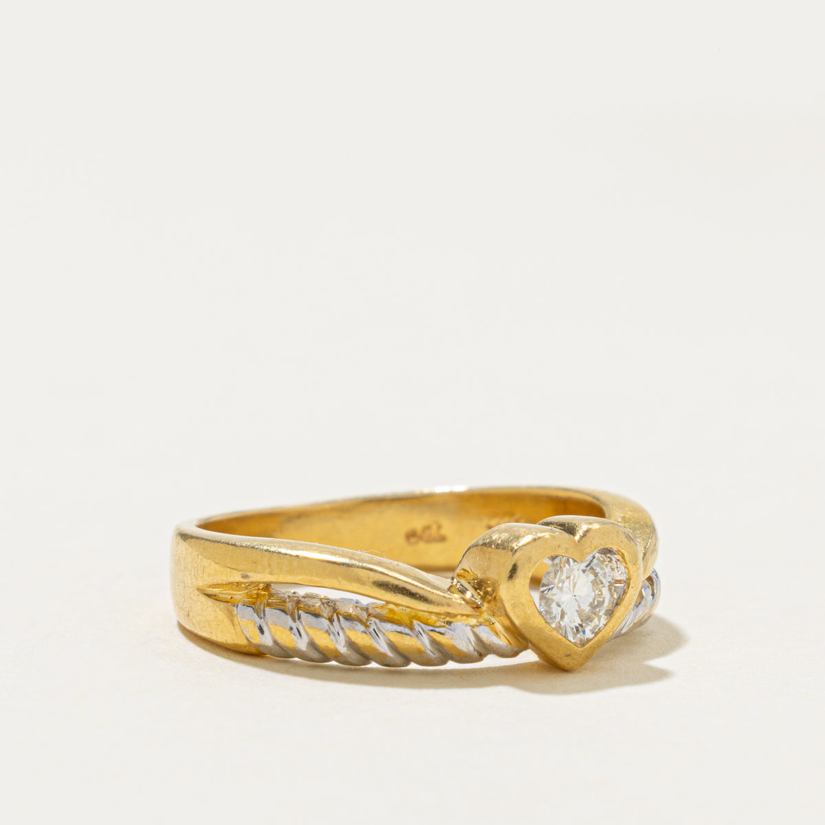 18k Two Tone Diamond Rope Heart Ring | 0.18ct | SZ 6