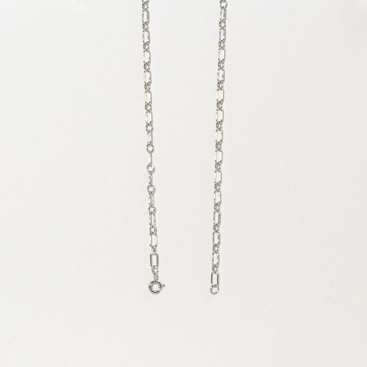 18k White Gold Modified Paperclip Chain | 3mm | 15"