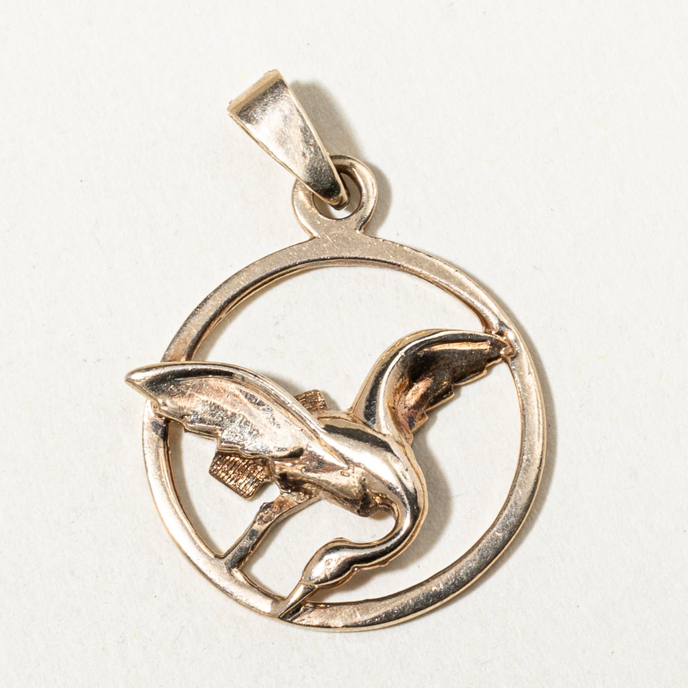 10k Yellow Gold Openwork Hummingbird Circle Pendant