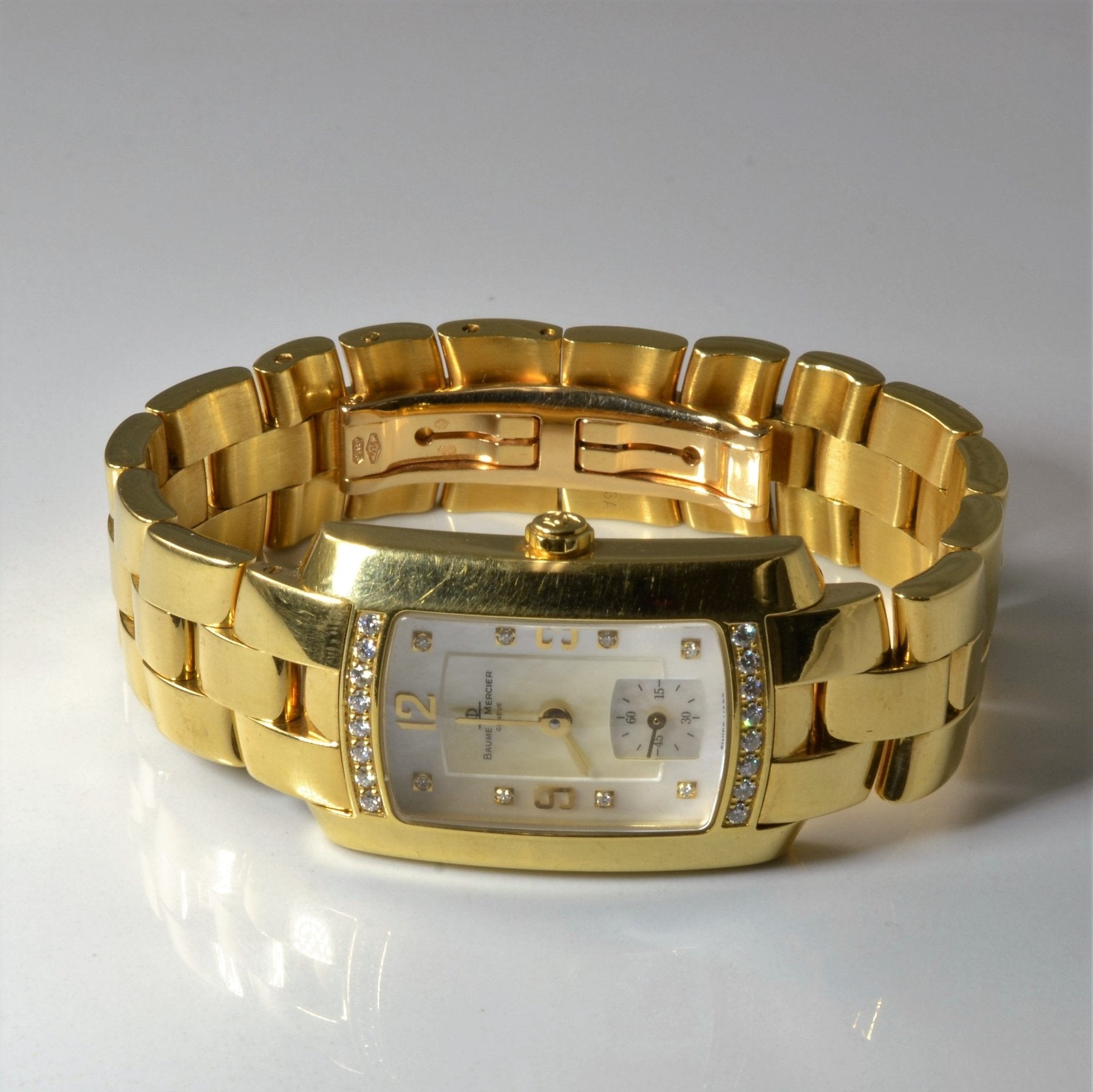 'Baume & Mercier' Hampton 18k Gold and Diamond Gold | 0.16ctw | 7" | - 100 Ways