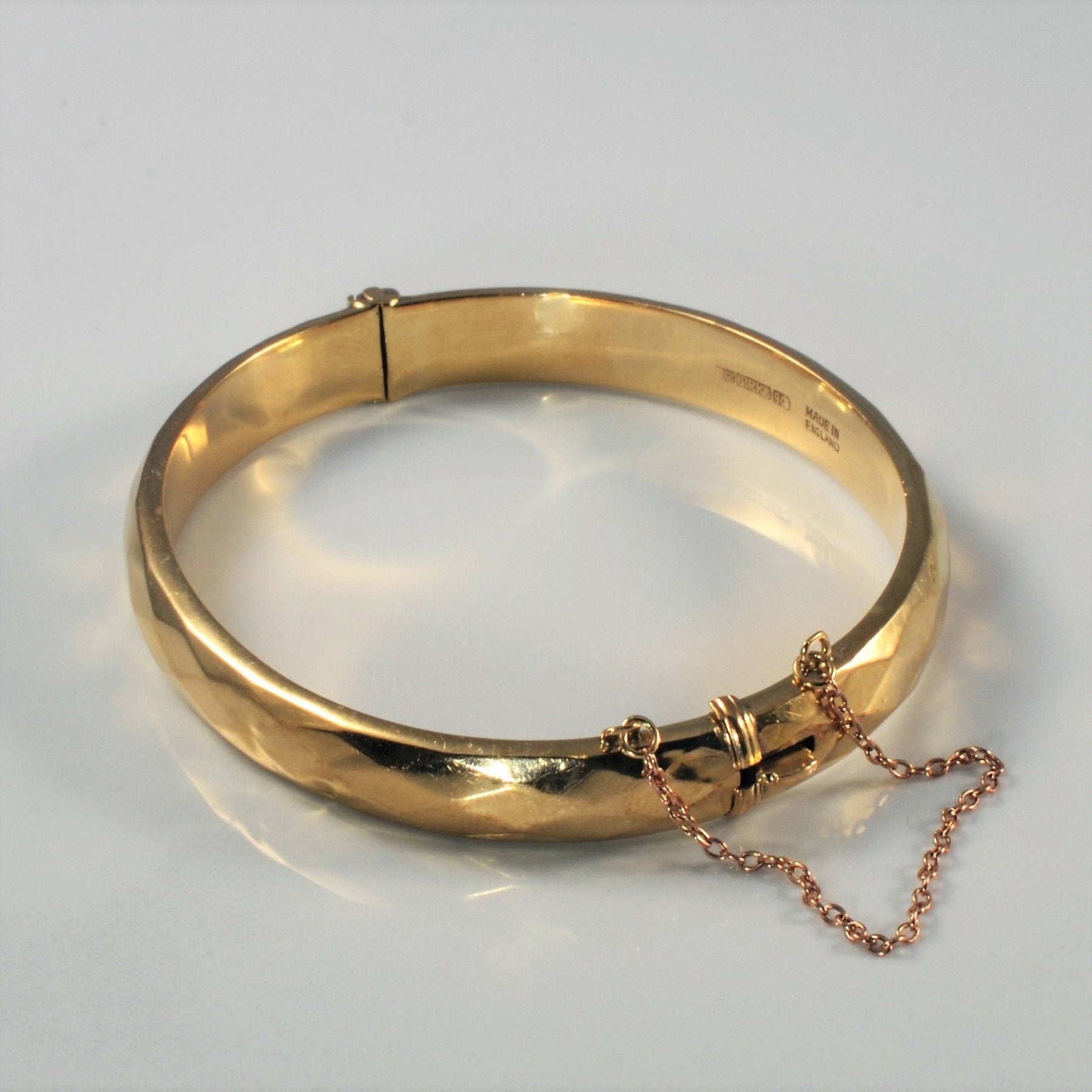 'Birks' Faceted Gold Bangle Bracelet | 7" | - 100 Ways