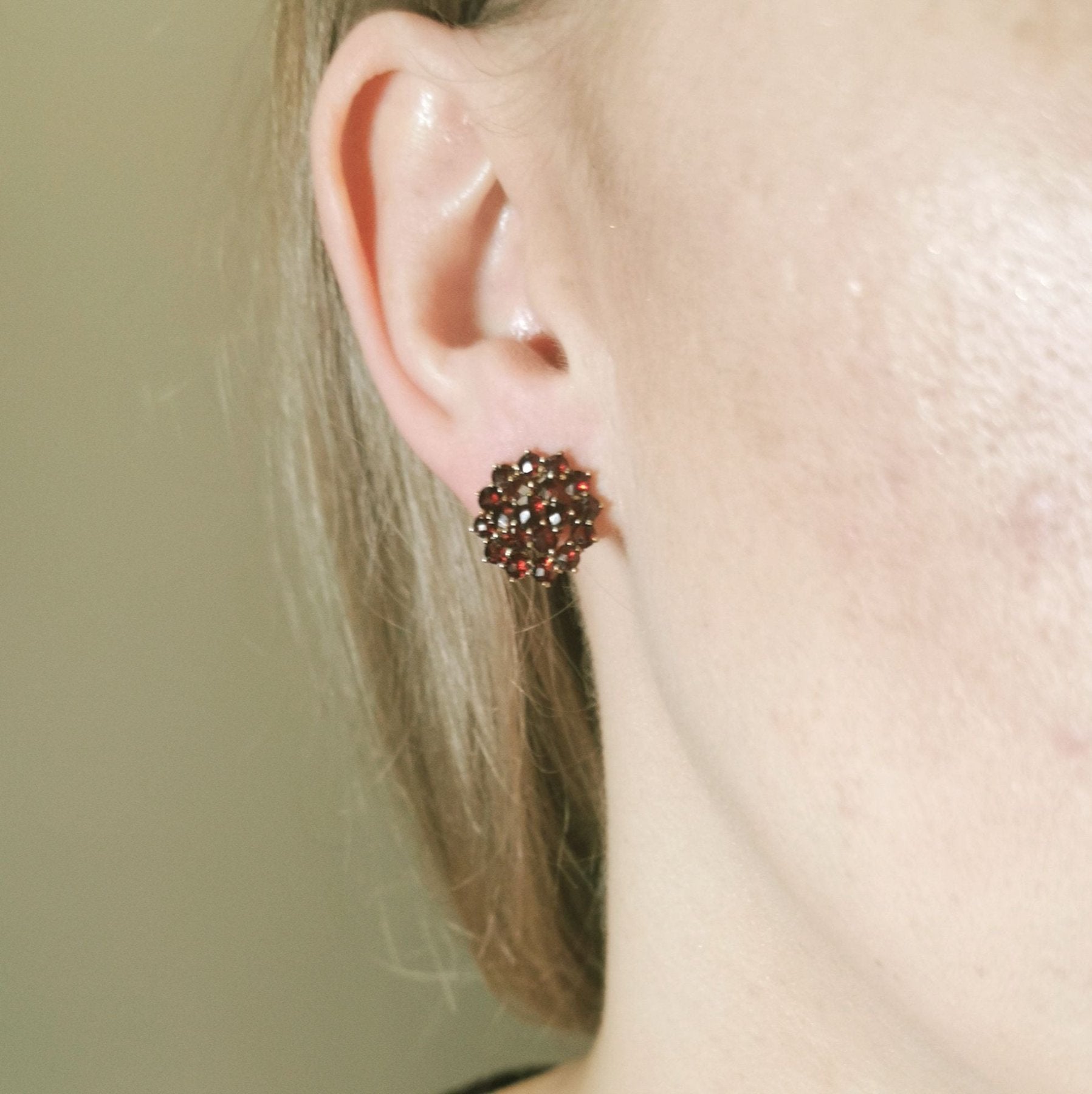 'Birks' Garnet Cluster Clip On Screw Back Earrings | 3.00ctw | - 100 Ways