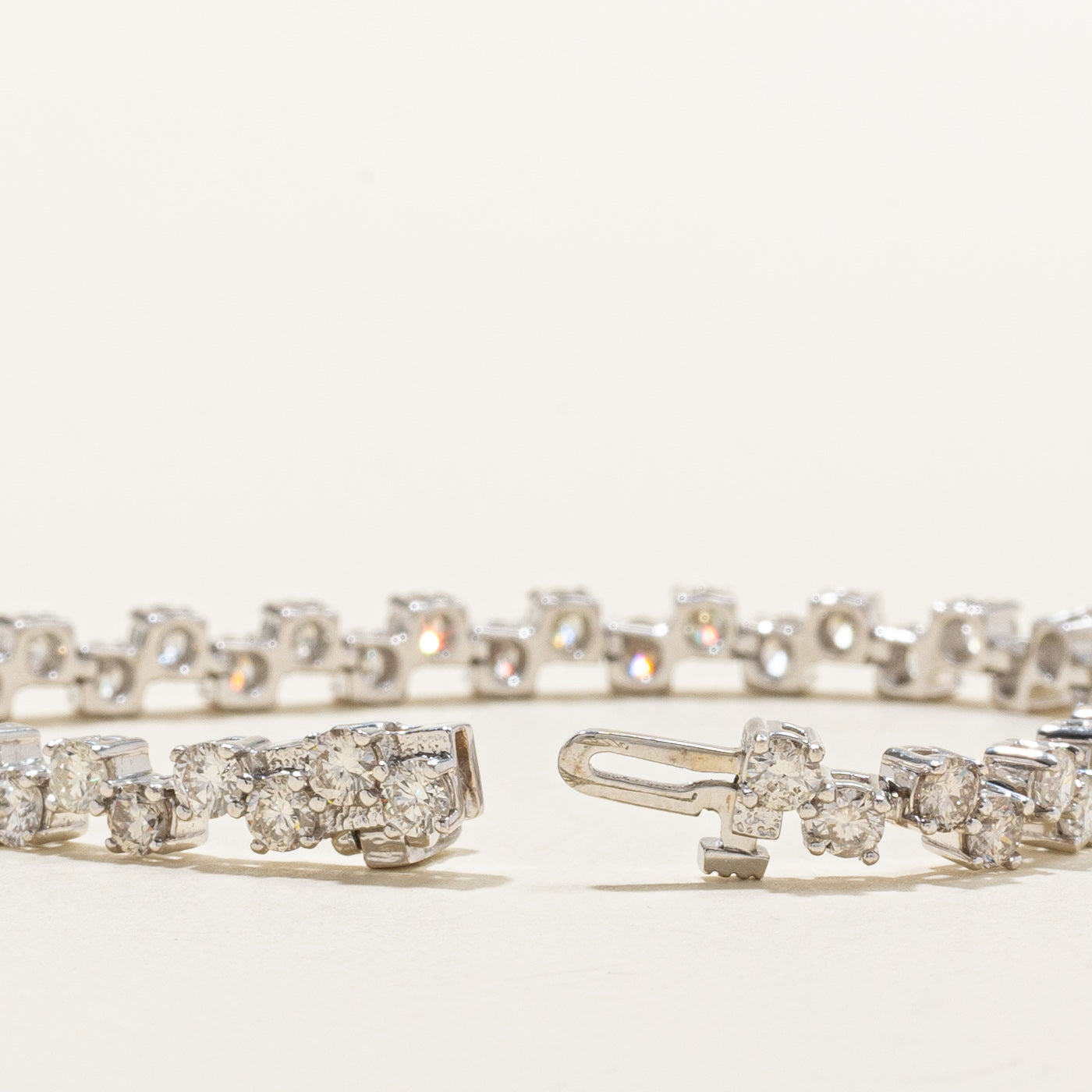 18k White Gold Diamond Tennis Bracelet | 6.00ctw | 7"