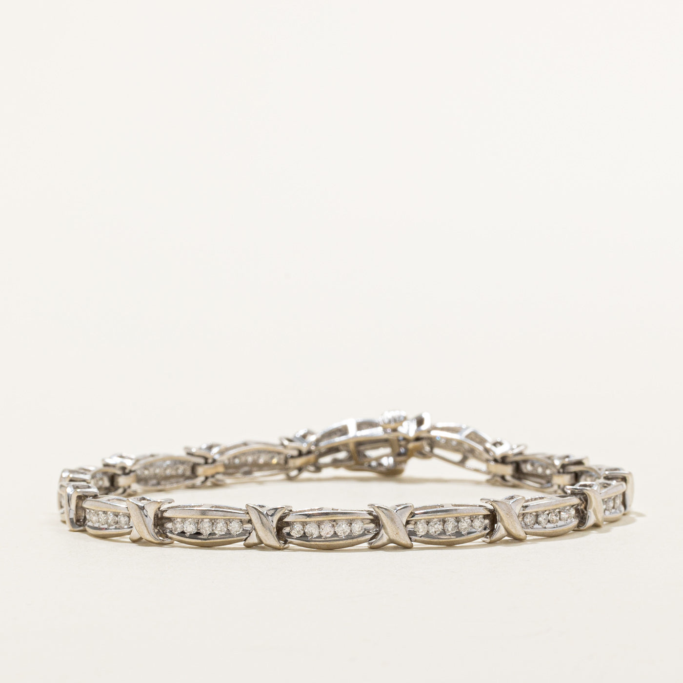 10K Channel Diamond Crossover Tennis Bracelet | 1.00ctw | 7"