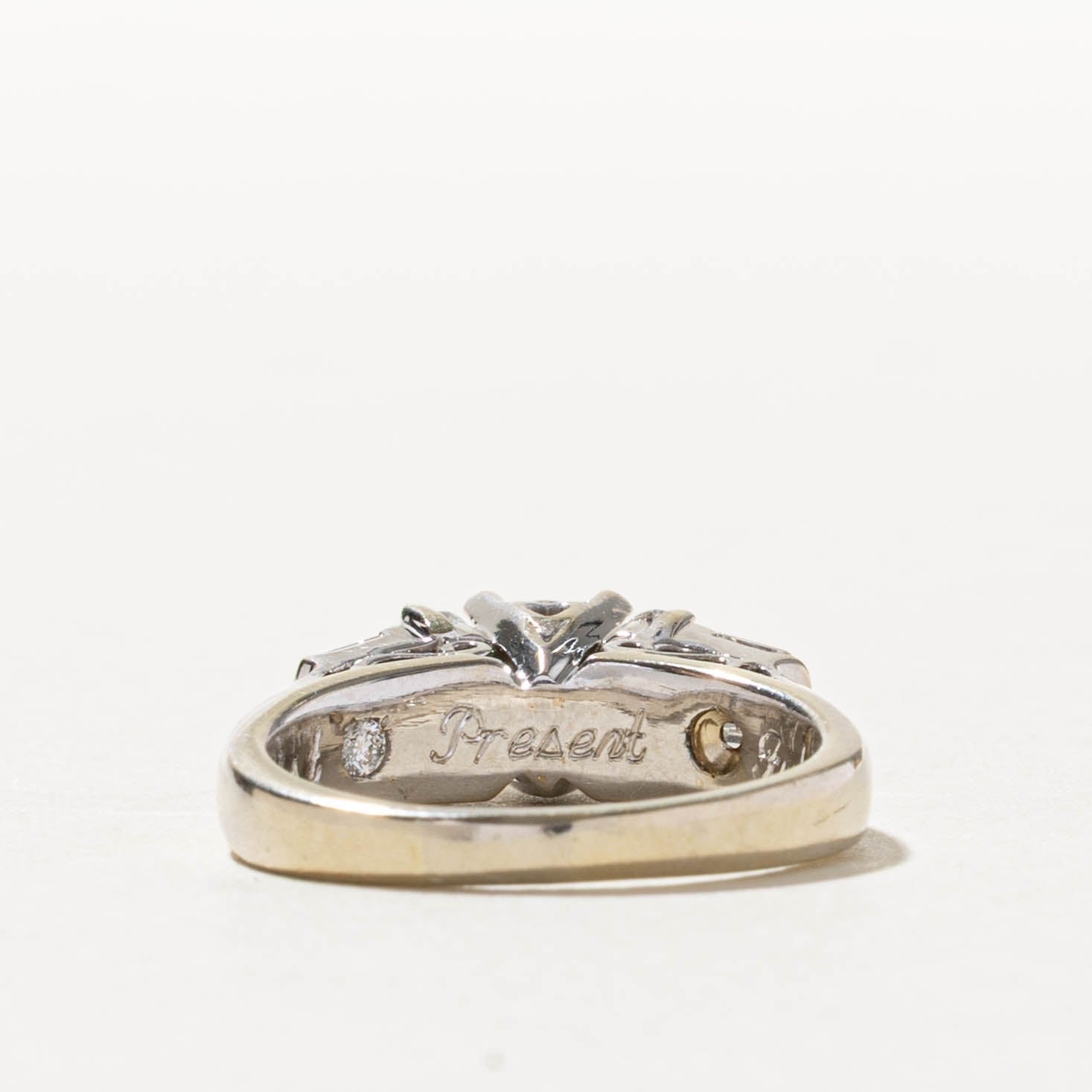 14k Channel Set Diamond Shouldered Cluster Ring | 0.98ctw | SZ 7