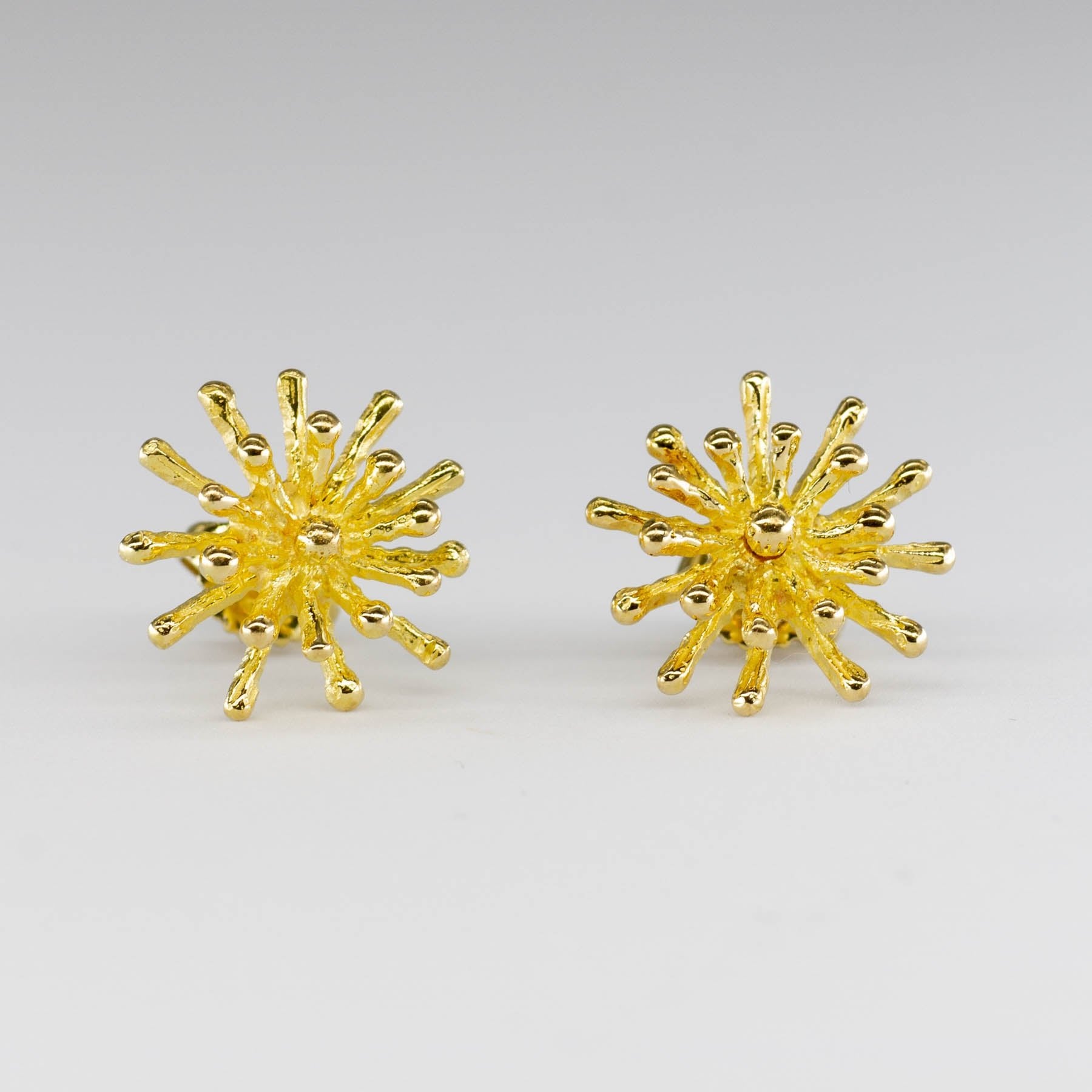 'Cavelti' Burst 18k Earrings | - 100 Ways