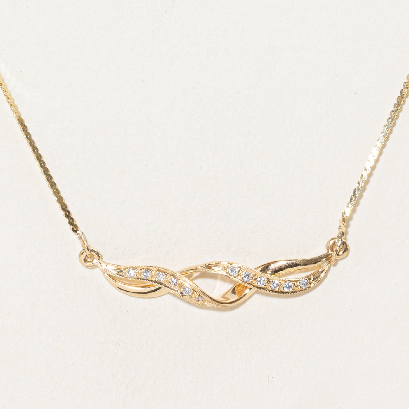 'Balestra' Accent Diamond Twisted Bar Pendant Necklace | 16"