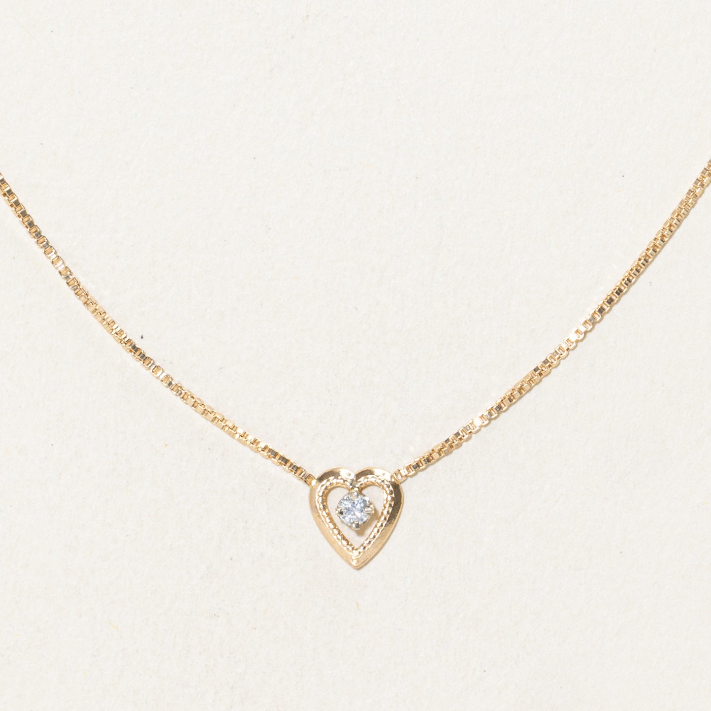 14k Diamond Milgrain Heart Pendant Necklace | 16"