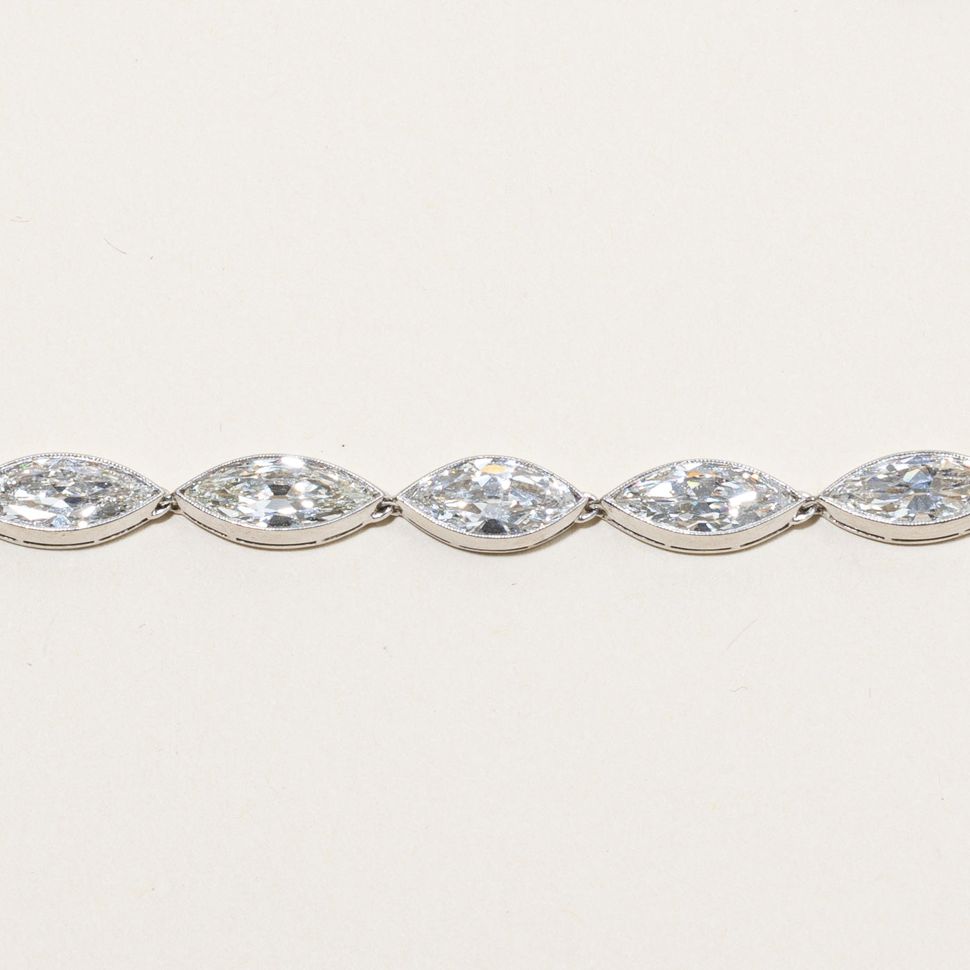 Bracelet en diamants de l'époque édouardienne | 9,41 ct | 17,8 cm |