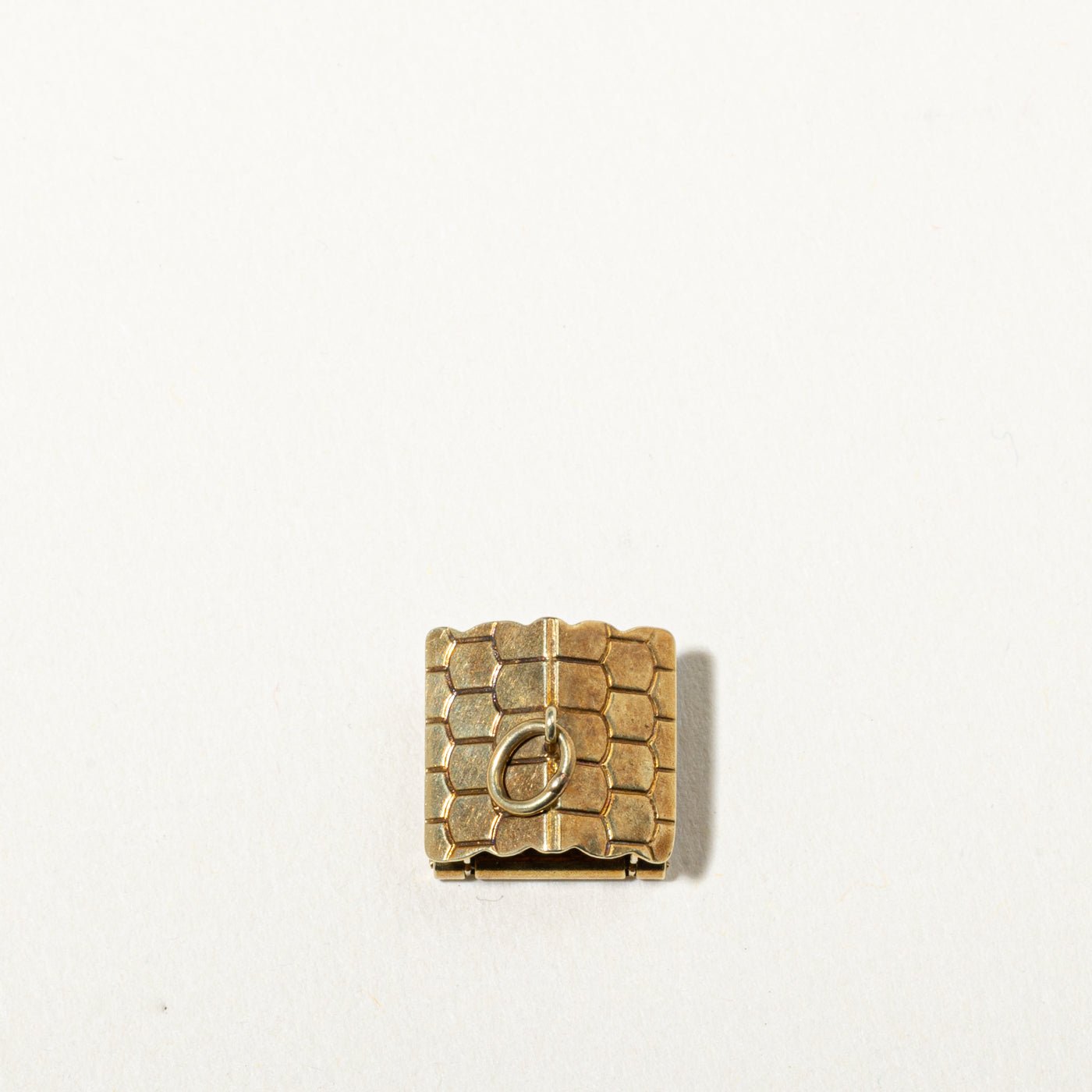 14k Yellow Gold Kinetic Log Cabin Charm
