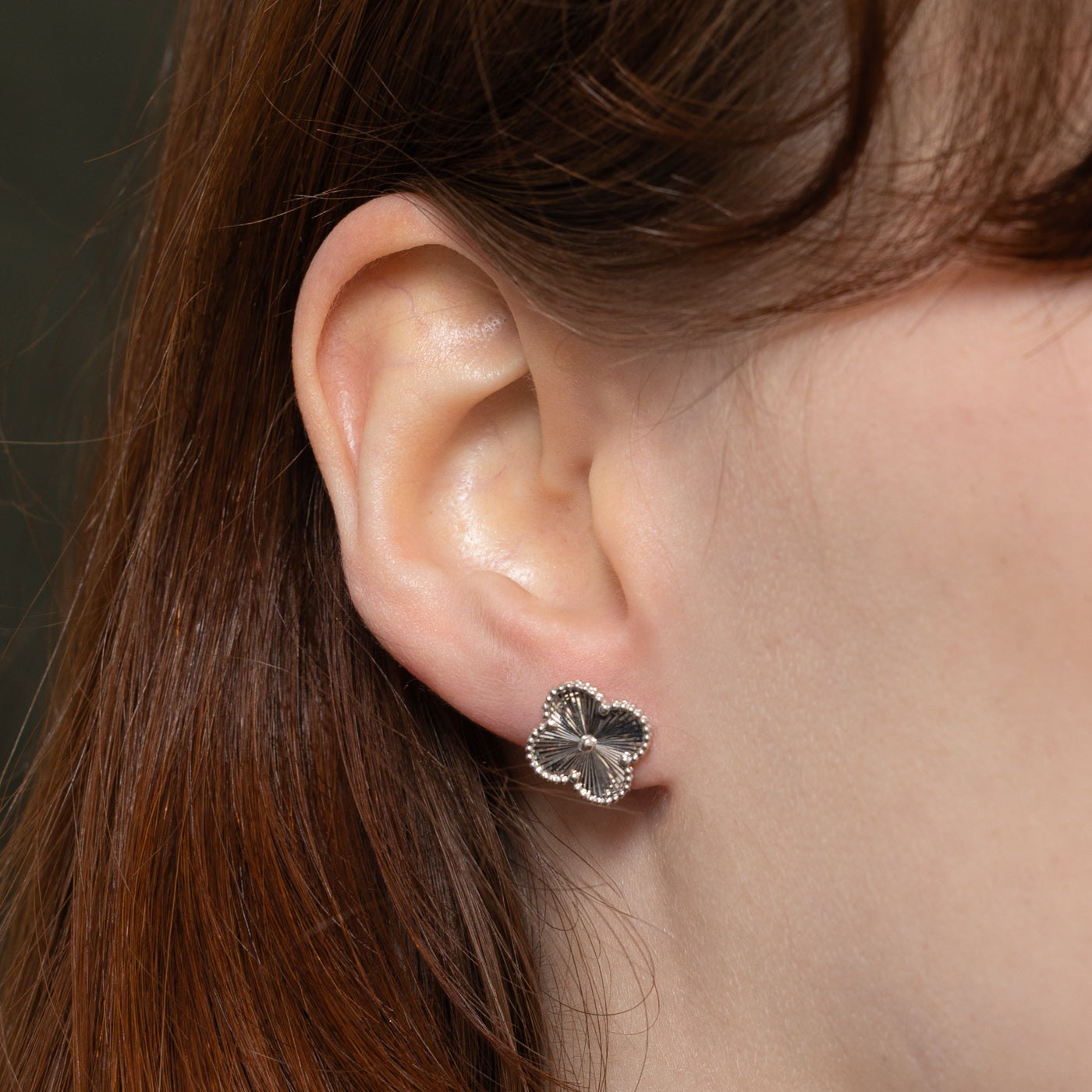 18k White Gold Four Leaf Clover Stud Earrings
