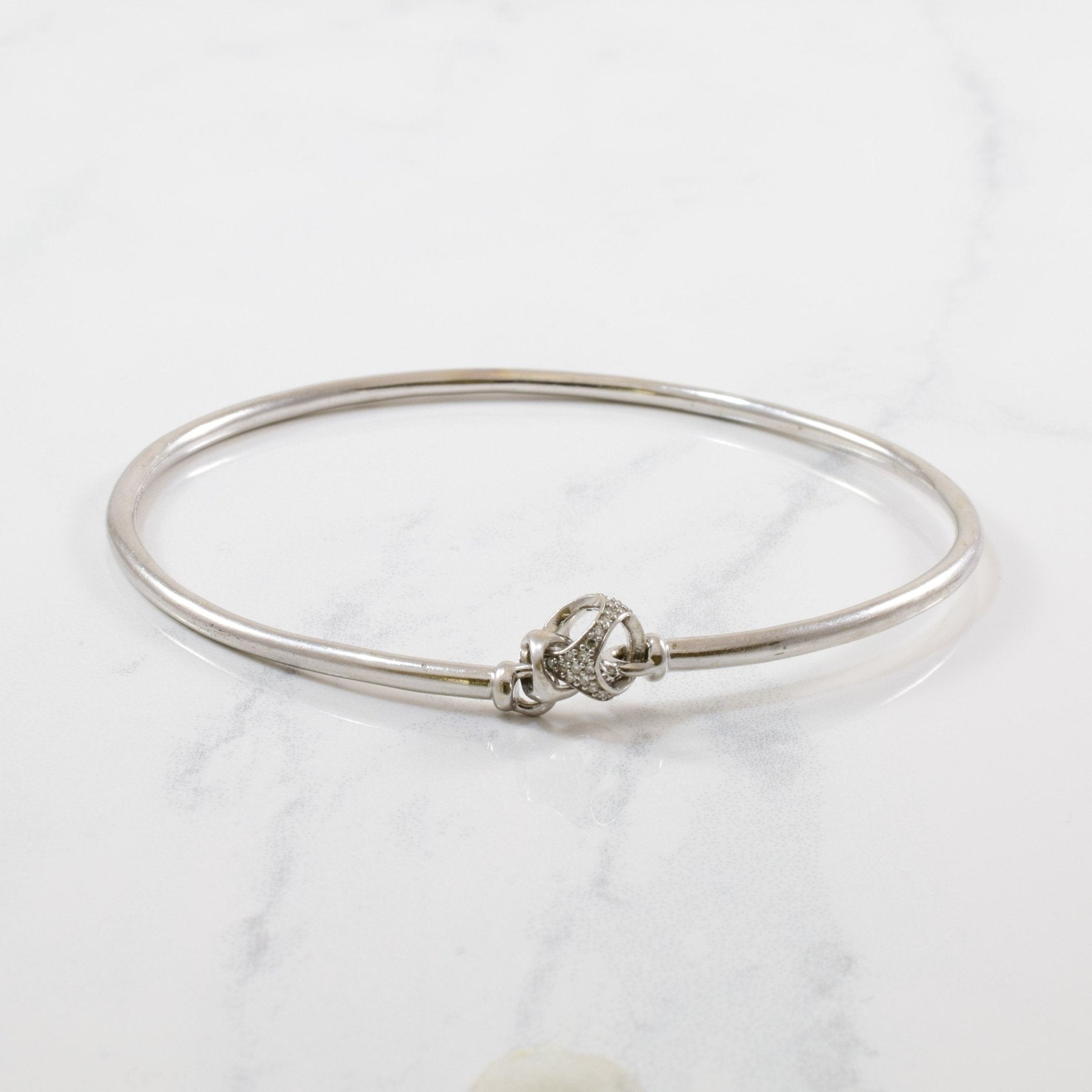 'Di Modolo' Linked by Love Bangle With Diamond Accents | 0.05ctw | 7.5