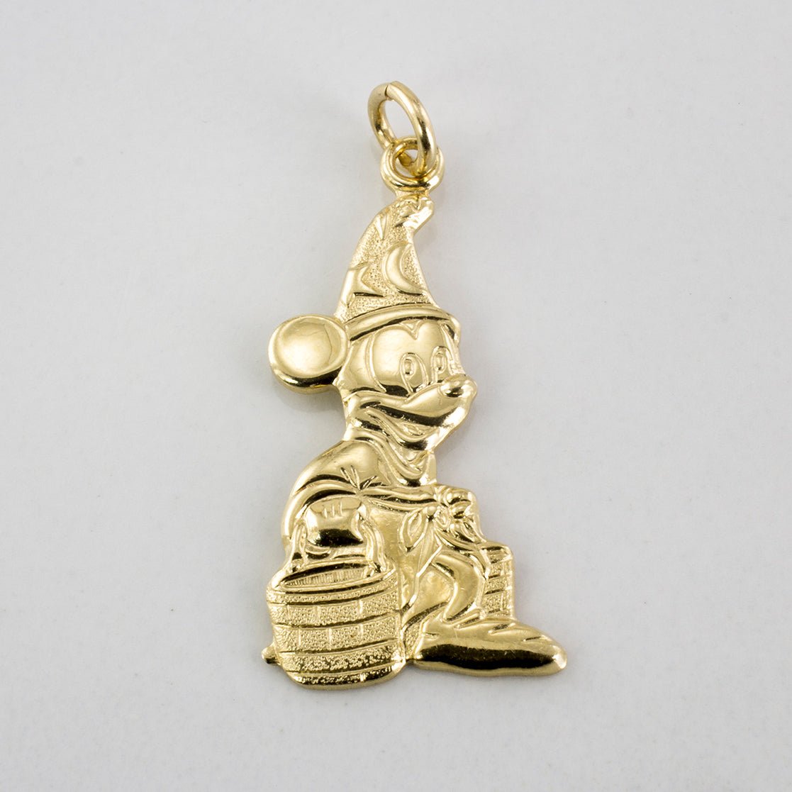 'Disney' Mickey Mouse Sorcerer Pendant - 100 Ways