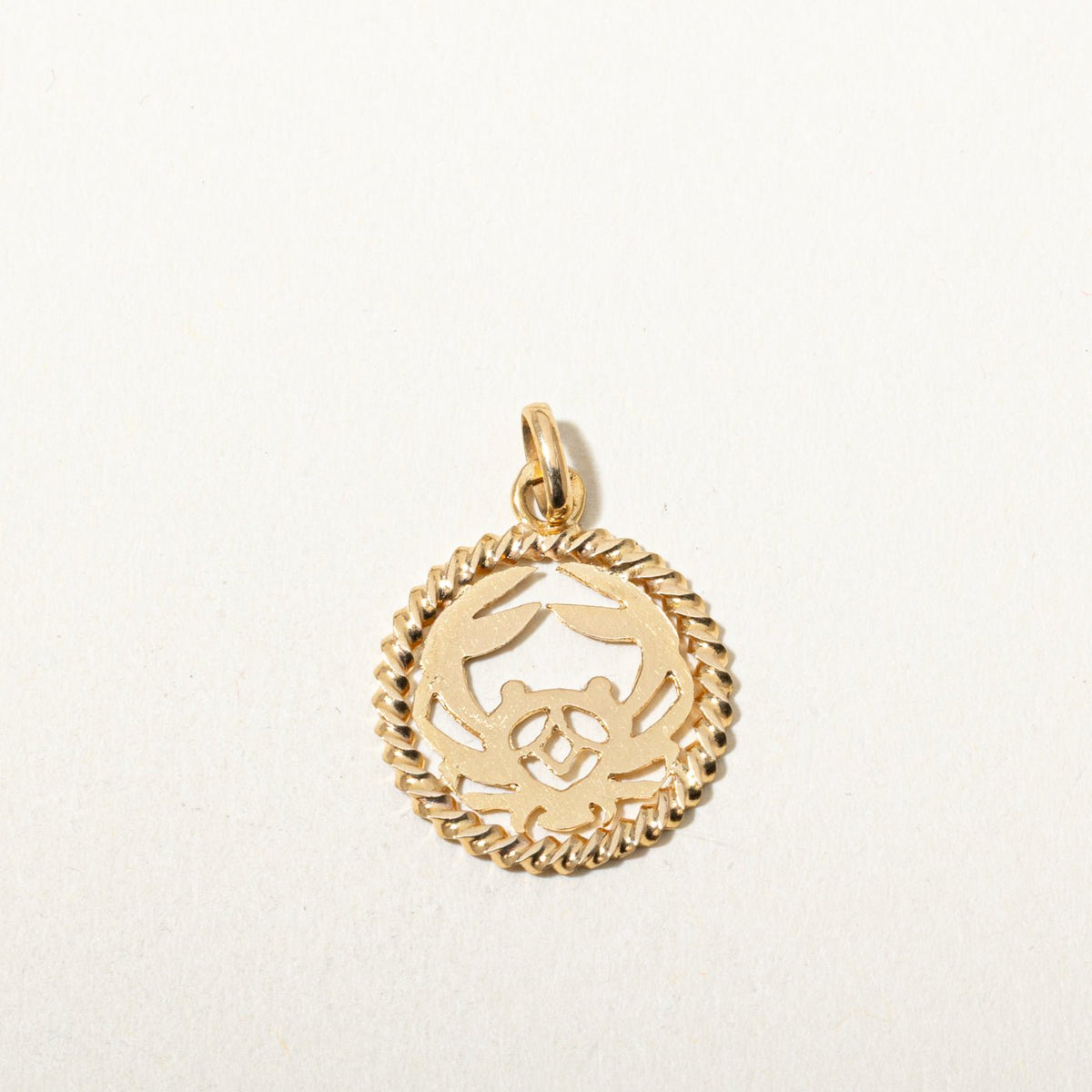 18k Yellow Gold Rope Cancer Zodiac Charm