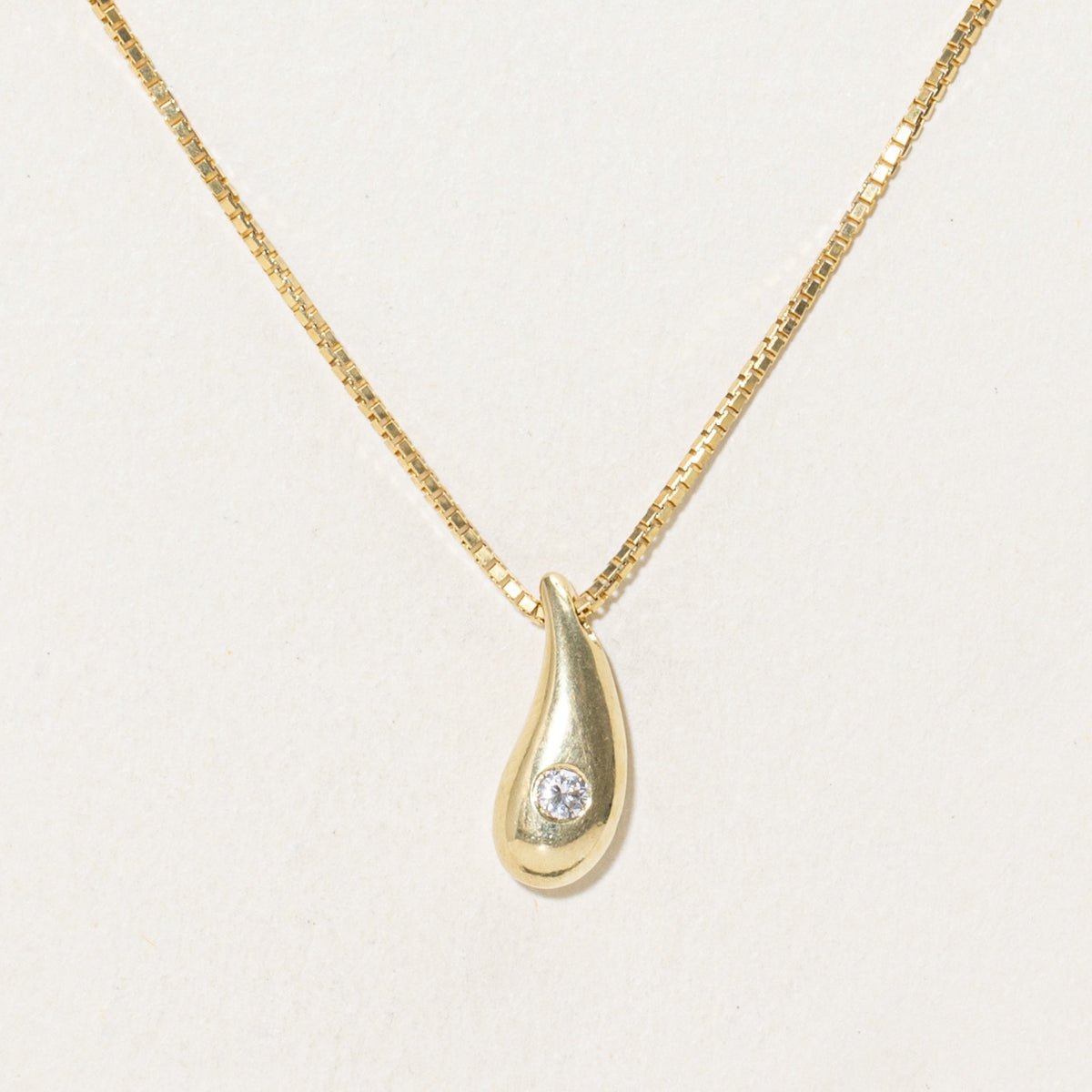 14k Flush Set Diamond Plain Teardrop Pendant Necklace | 17.5"