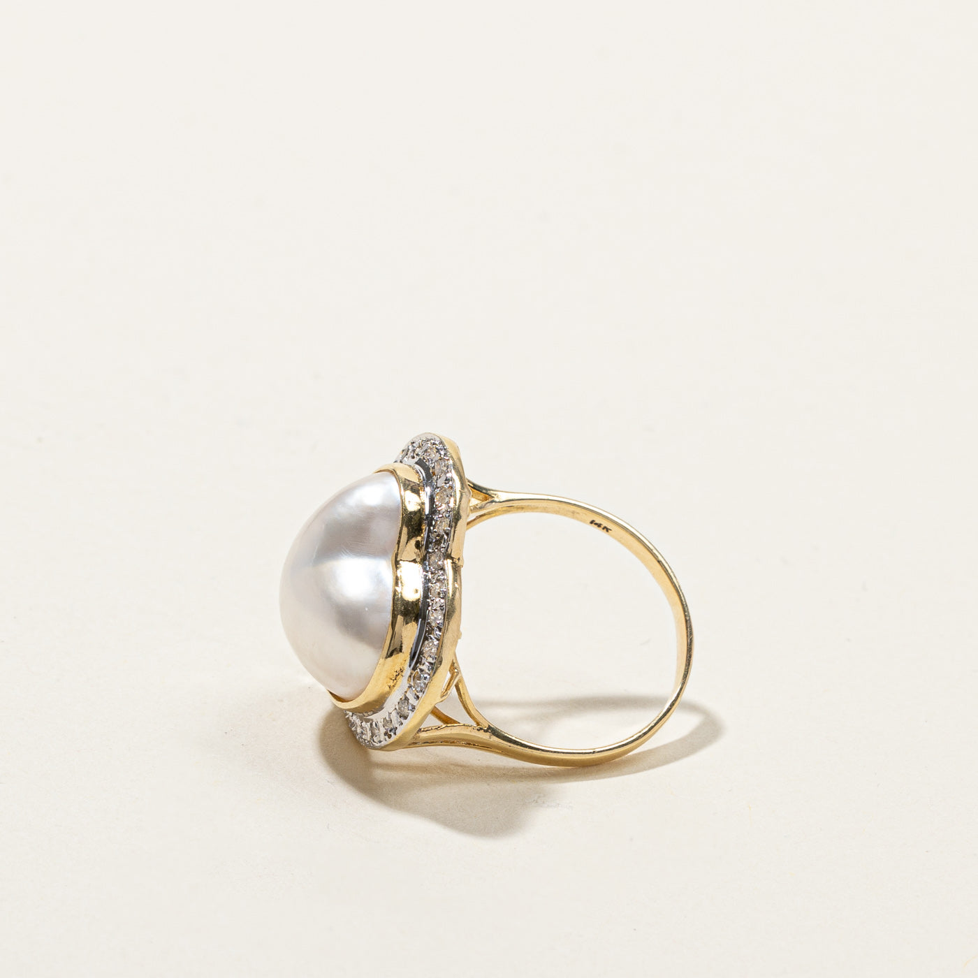 Pearl & Diamond Ring | 0.13ctw | SZ 7.75 |